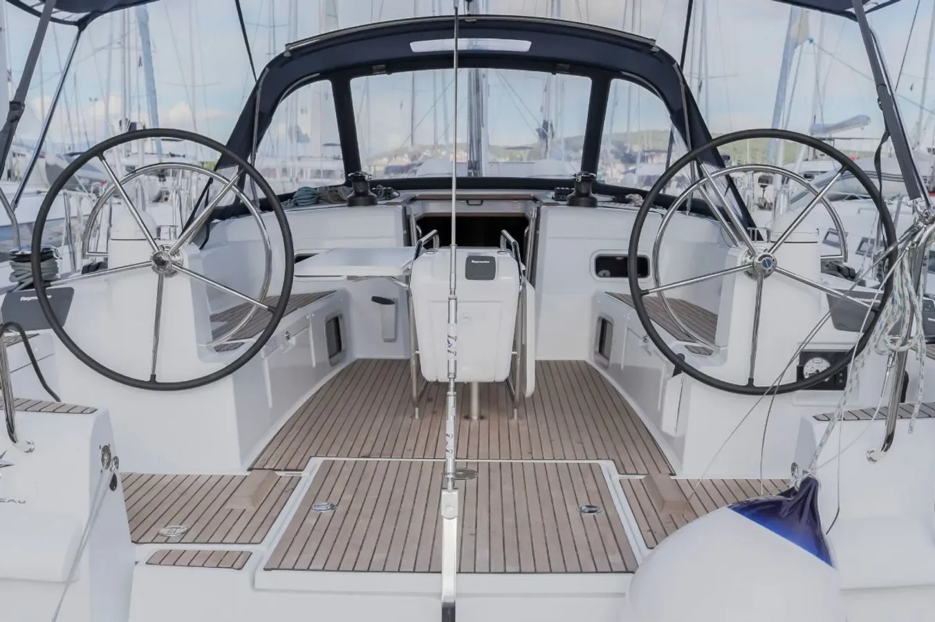 Sun Odyssey 519 (Elise of Sweden)  - 6