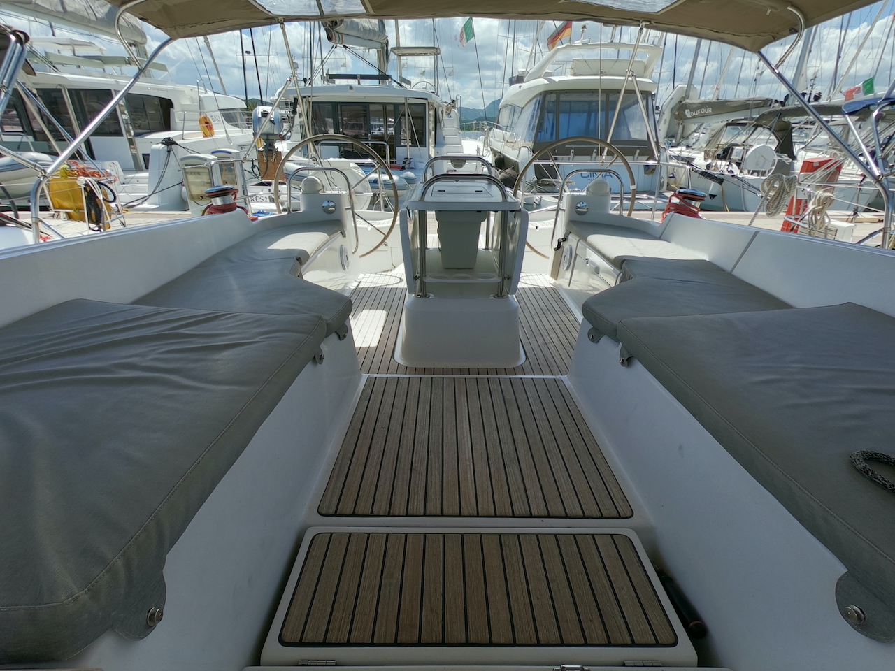 Jeanneau Yacht 53 — photo 11