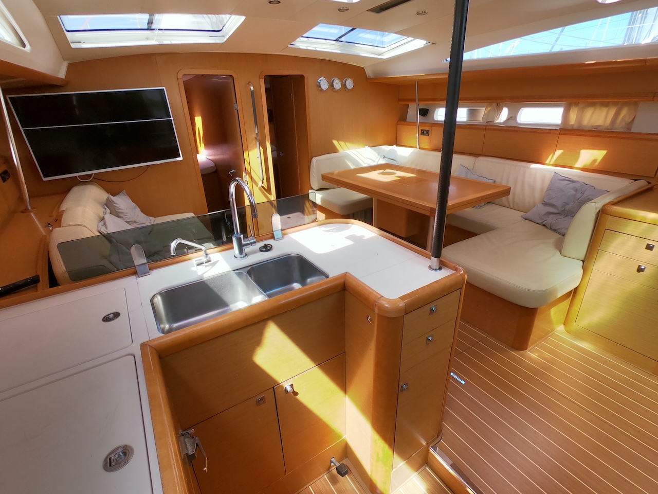 Jeanneau Yacht 53 — photo 8