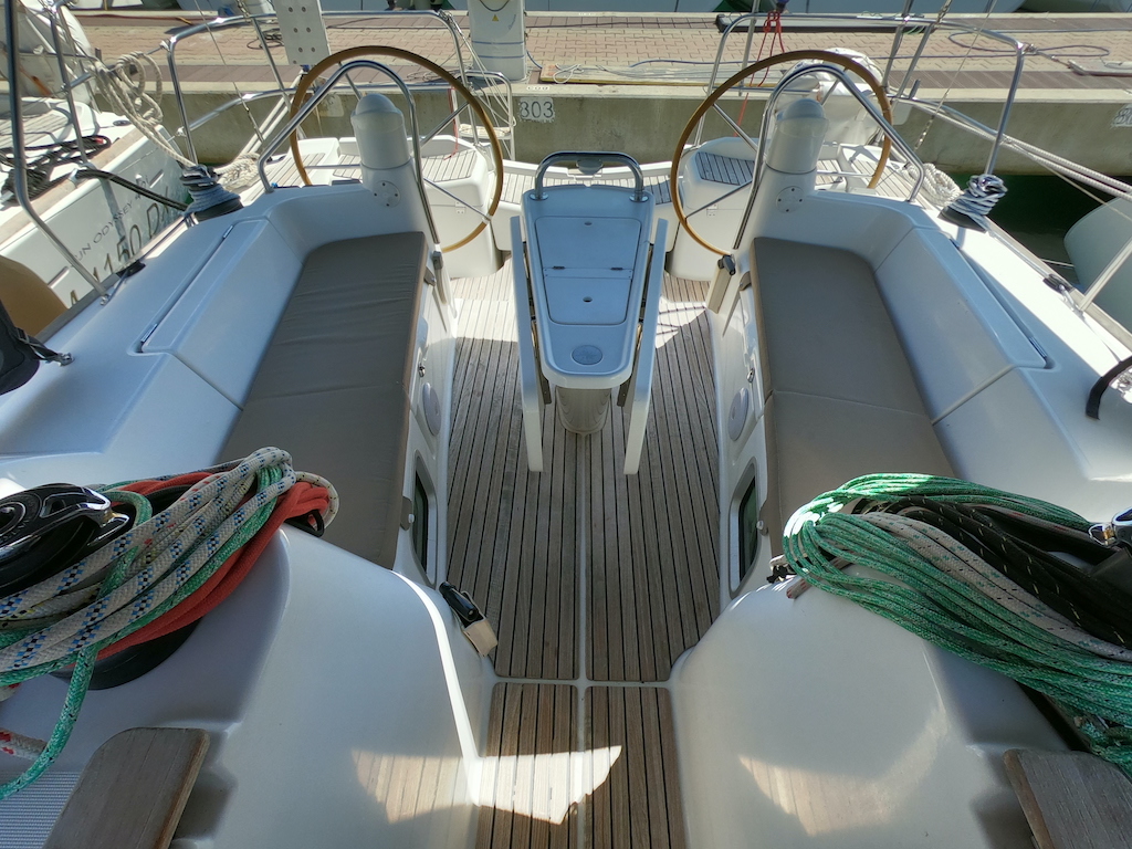 Sun Odyssey 39i — photo 7