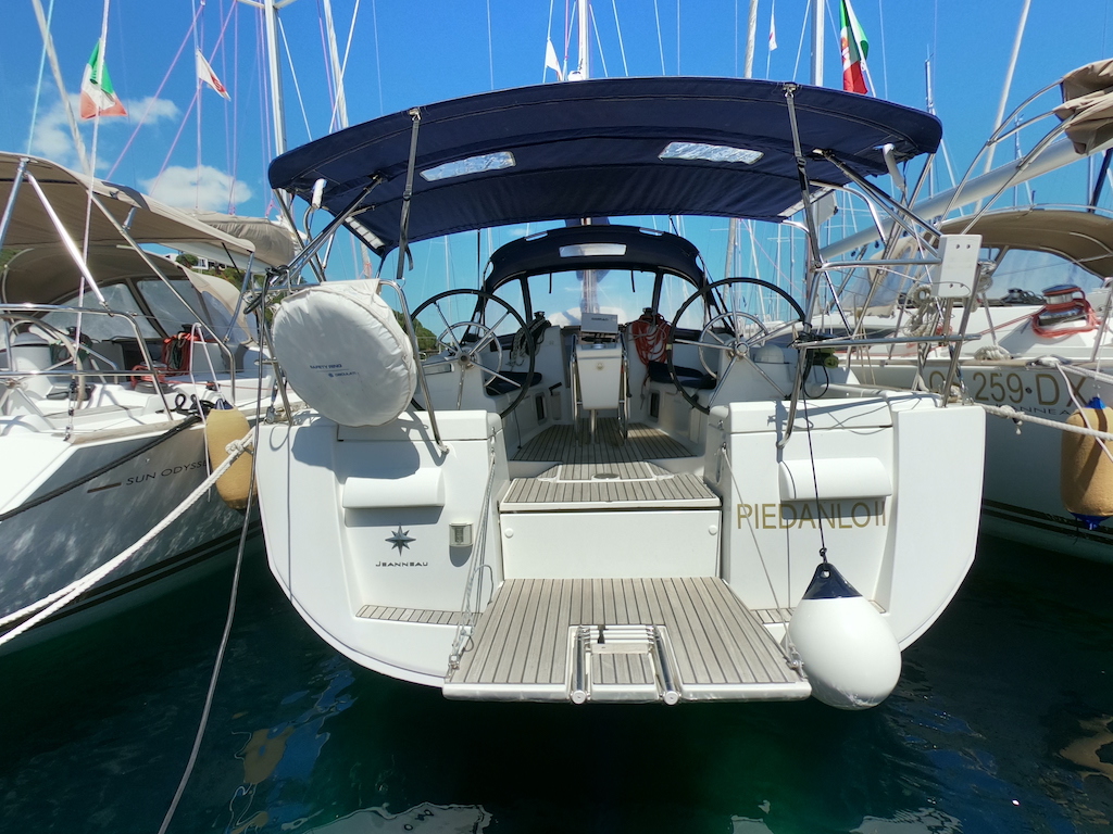 Sun Odyssey 409 — photo 1