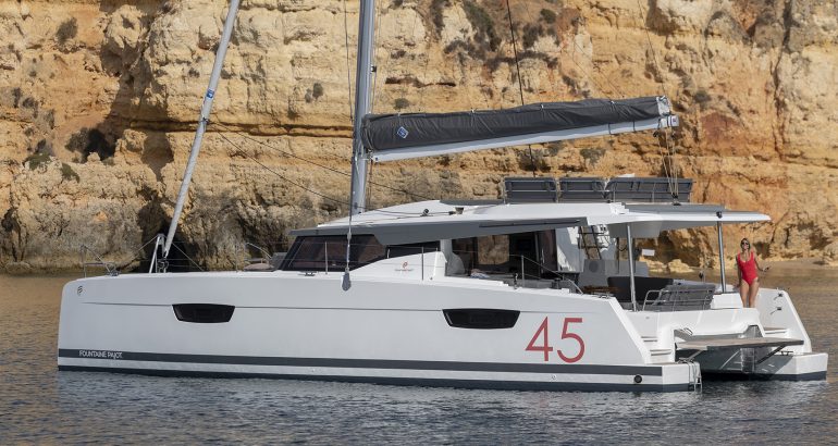 Photo #2 - Elba 45 (Nireas) en Mykonos - 22350
