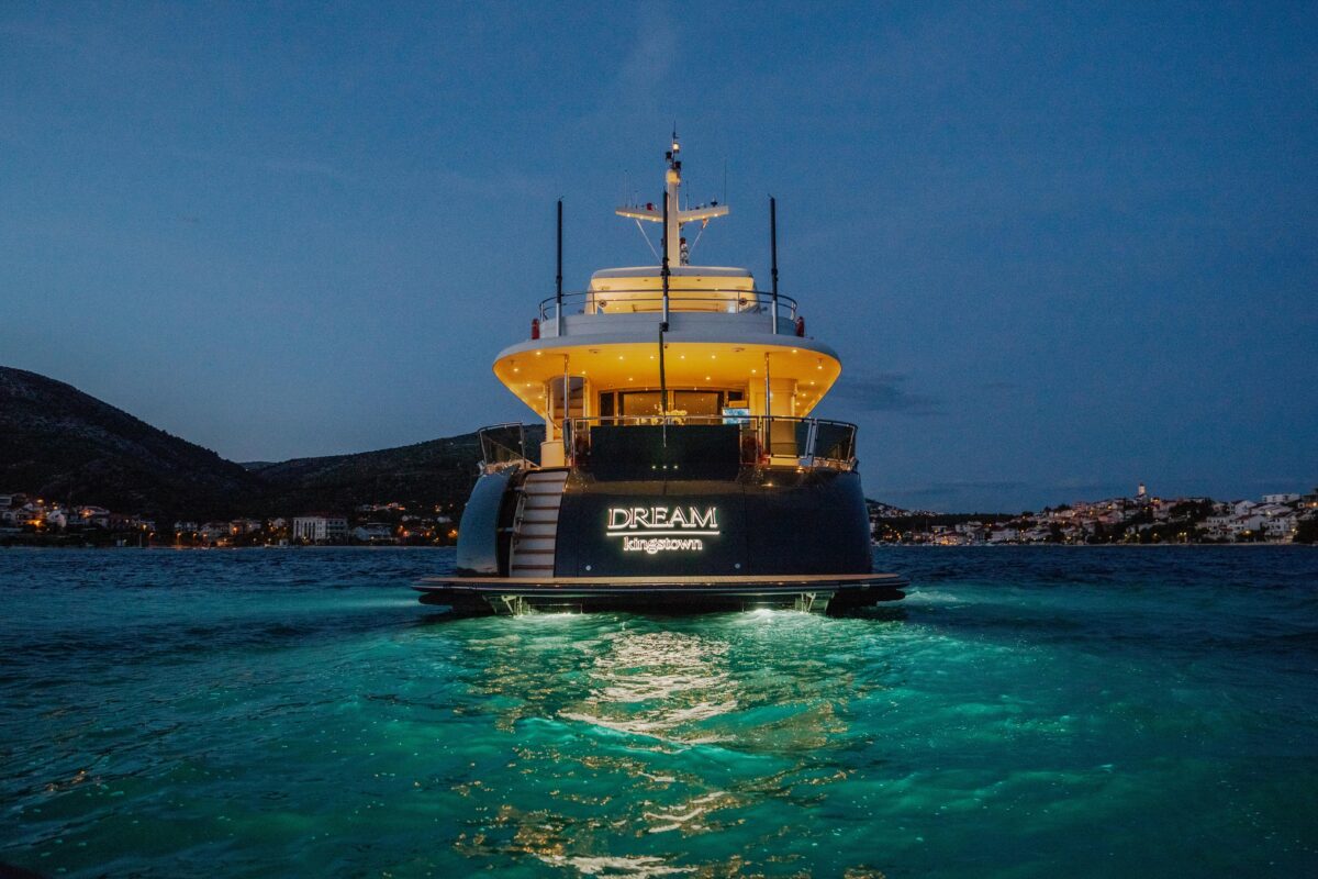 Photo #3 - Luxury Motor Yacht (Dream) in Sibenik - 22355
