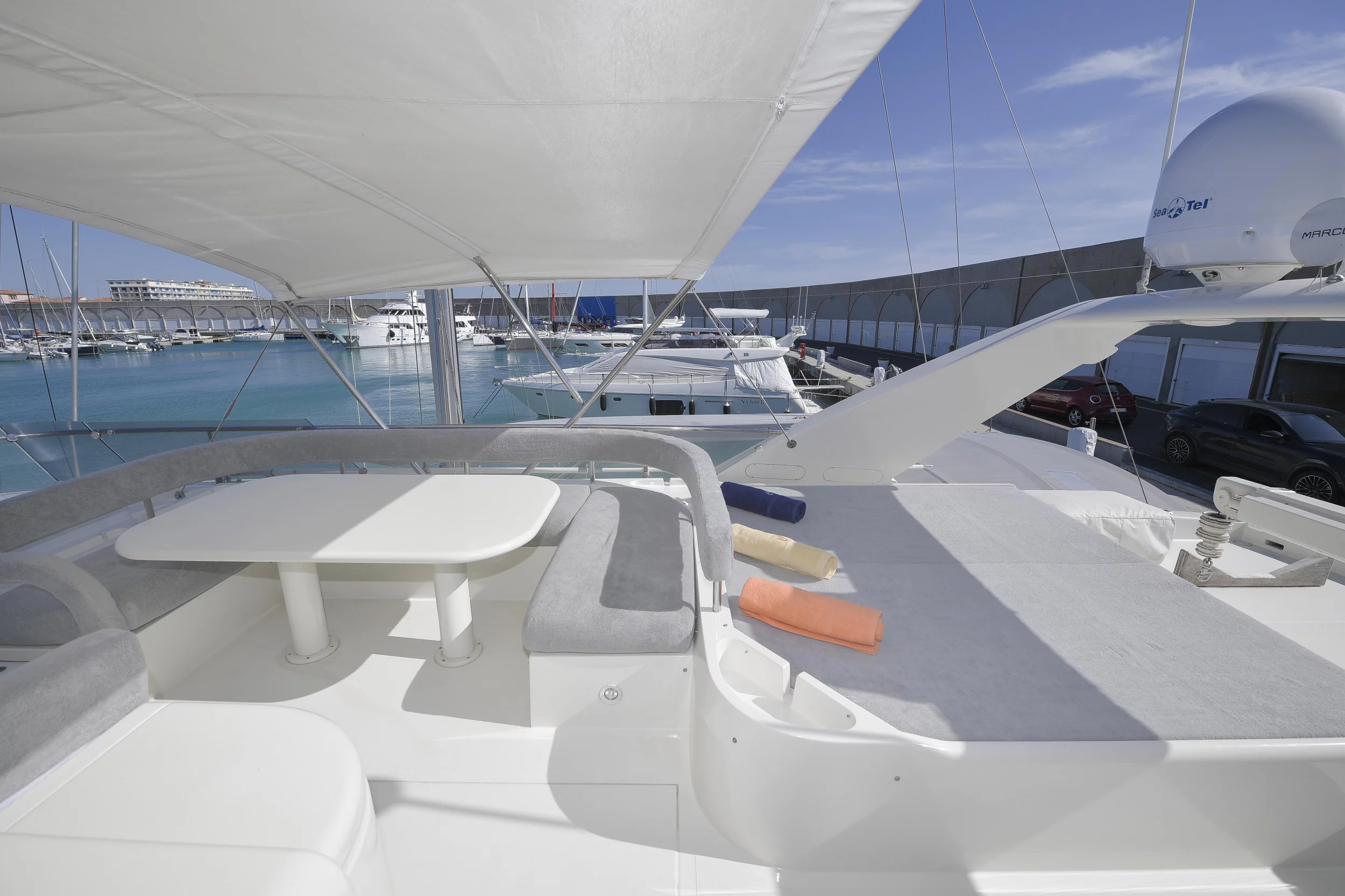 Ferretti 70 (Celine)  - 15