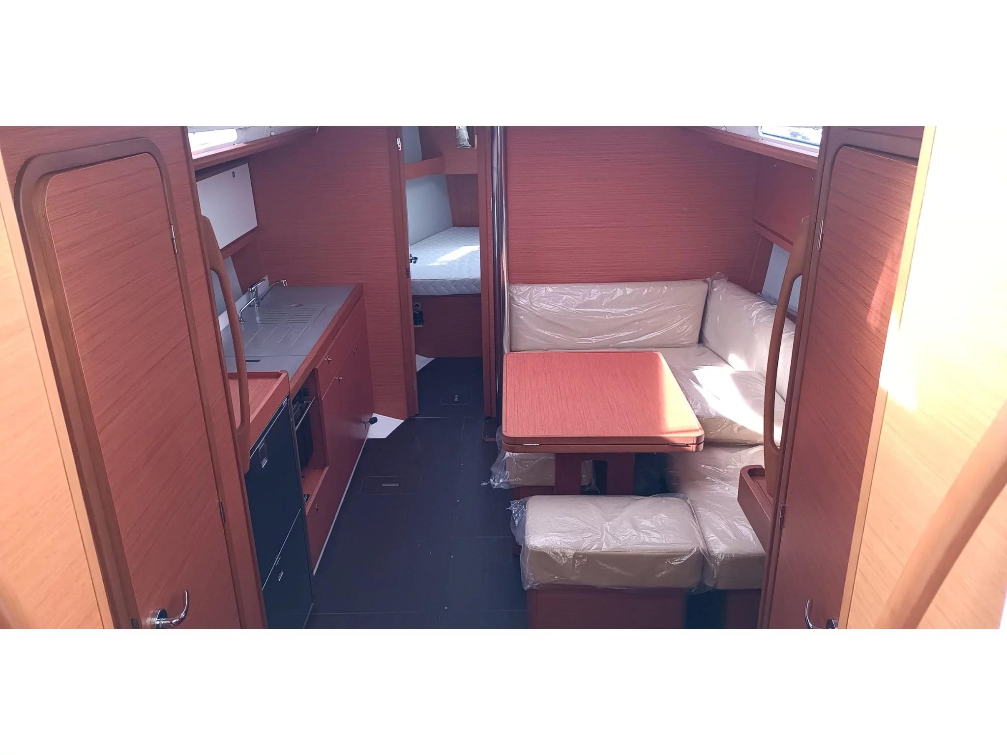 Dufour 390 Grand Large (Special One) Interior image - 3