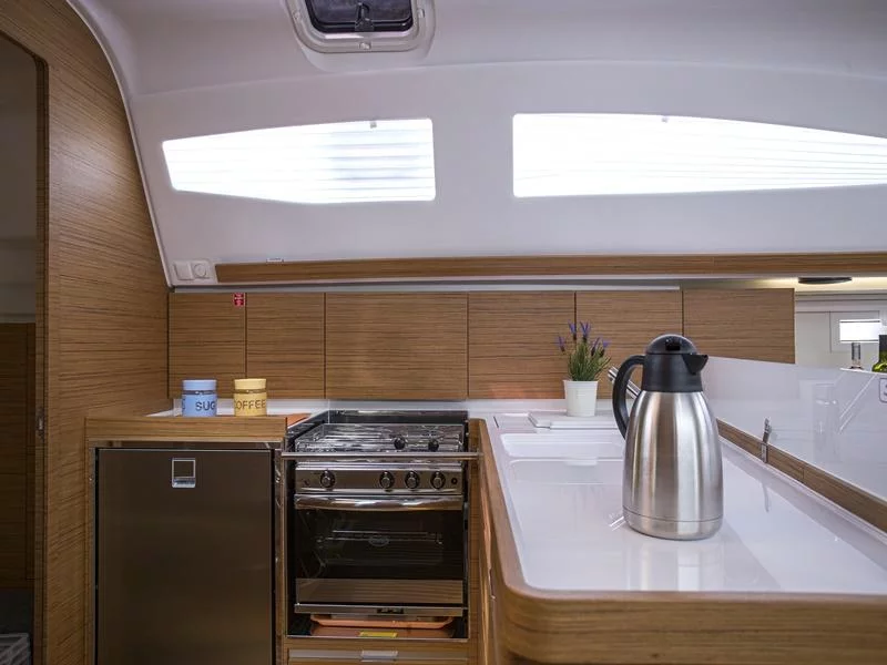 Elan 45 Impression AC (" MONACO ") Interior image - 2