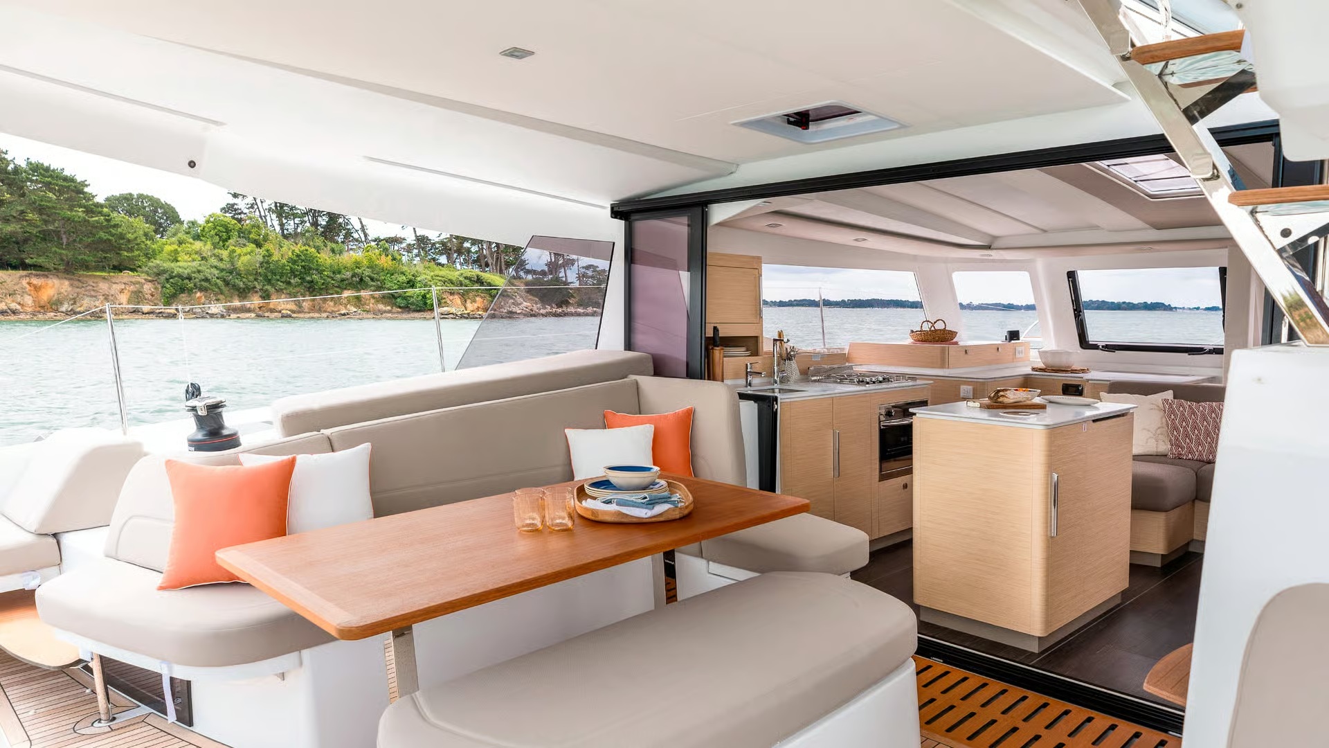 Fountaine Pajot New 41 — photo 5