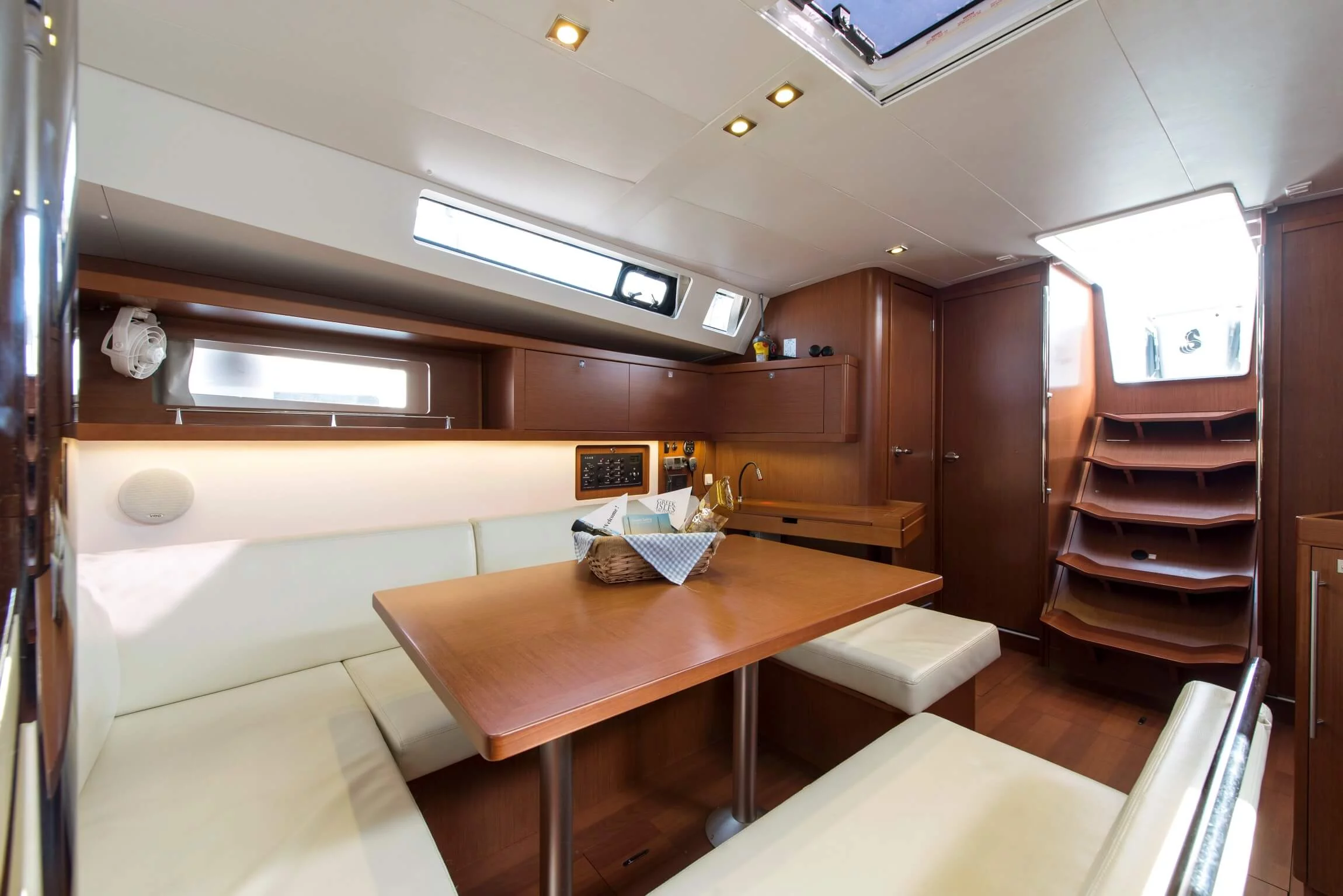 Oceanis 45 (Rafaella)  - 10