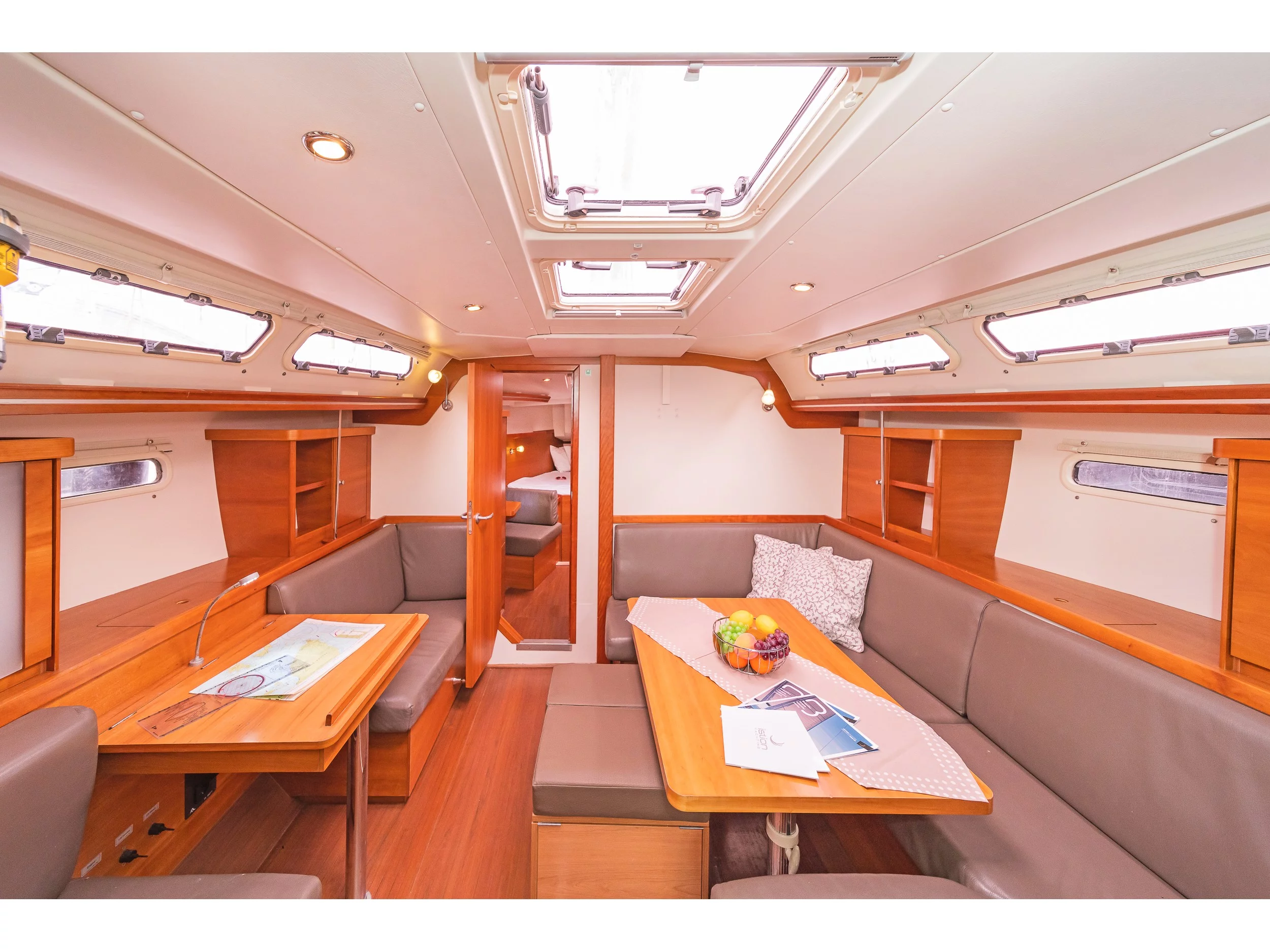 Hanse 430 (Tria S) Interior image - 24