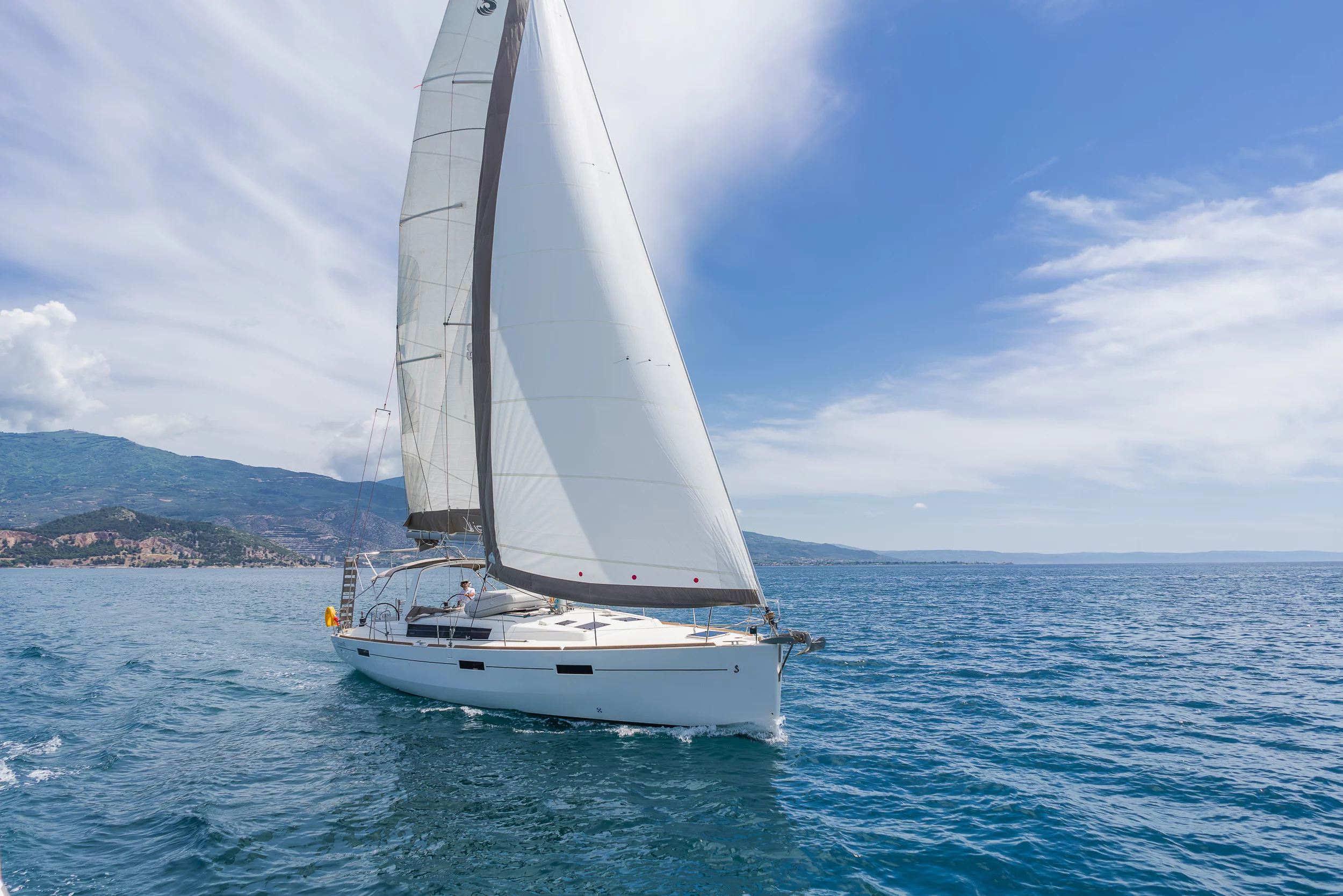 Oceanis 45 (Quantum)  - 12