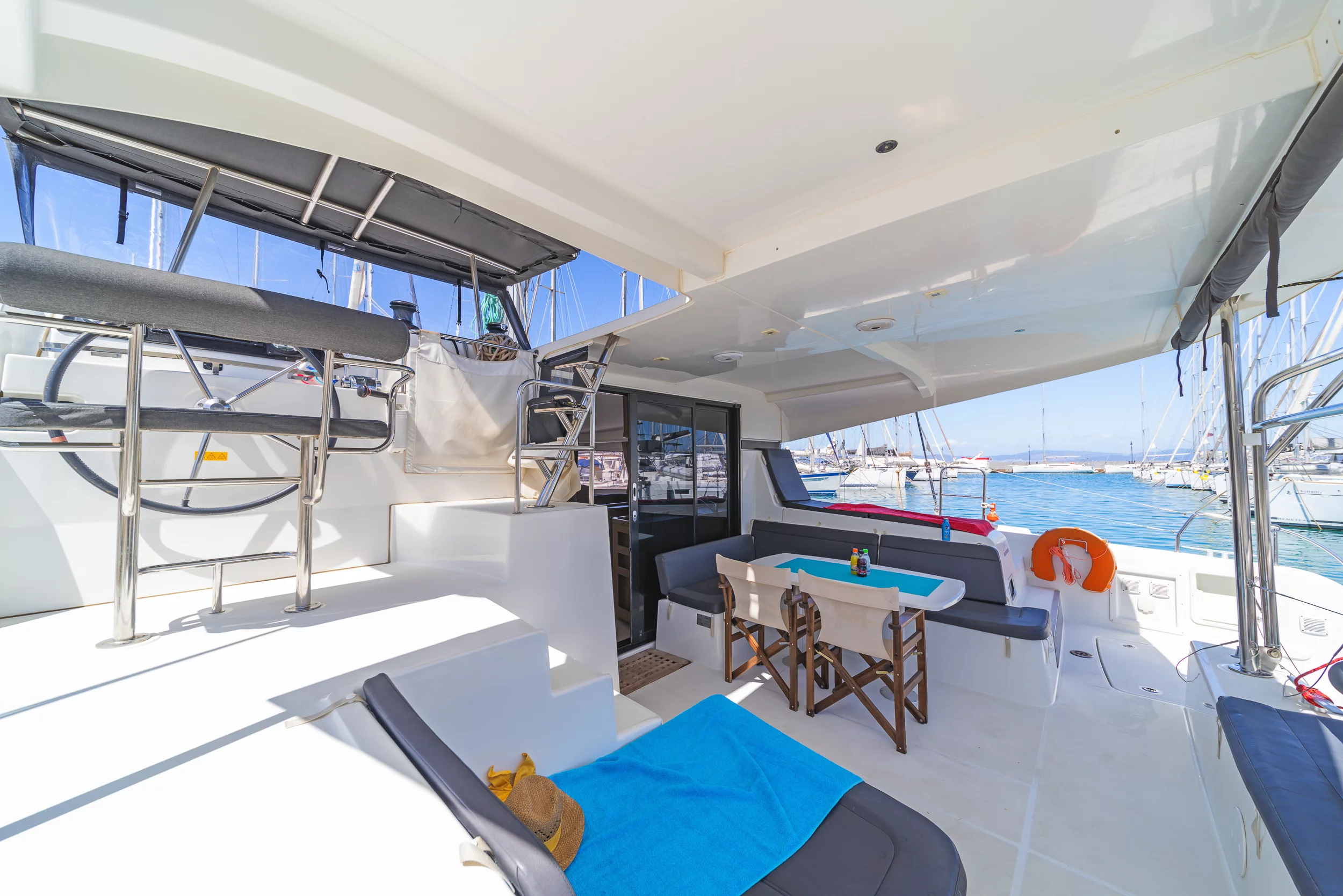 Lagoon 42 & GEN (Melissanthi)  - 9