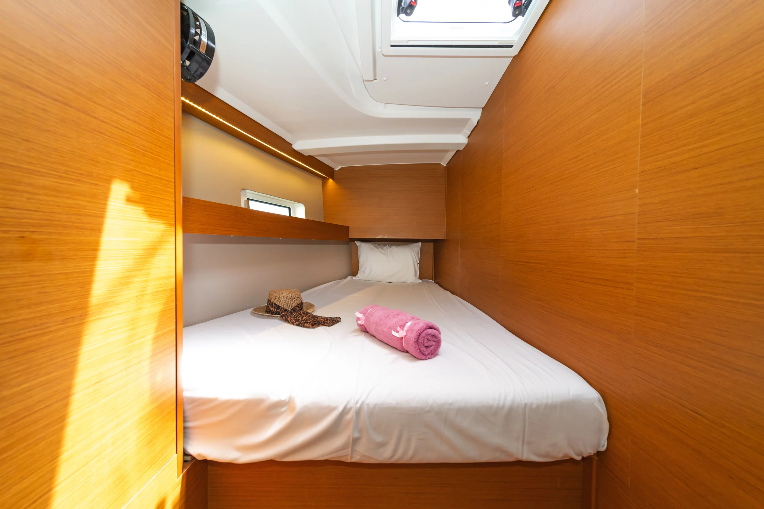Sun Odyssey 490 (Goldfish)  - 6