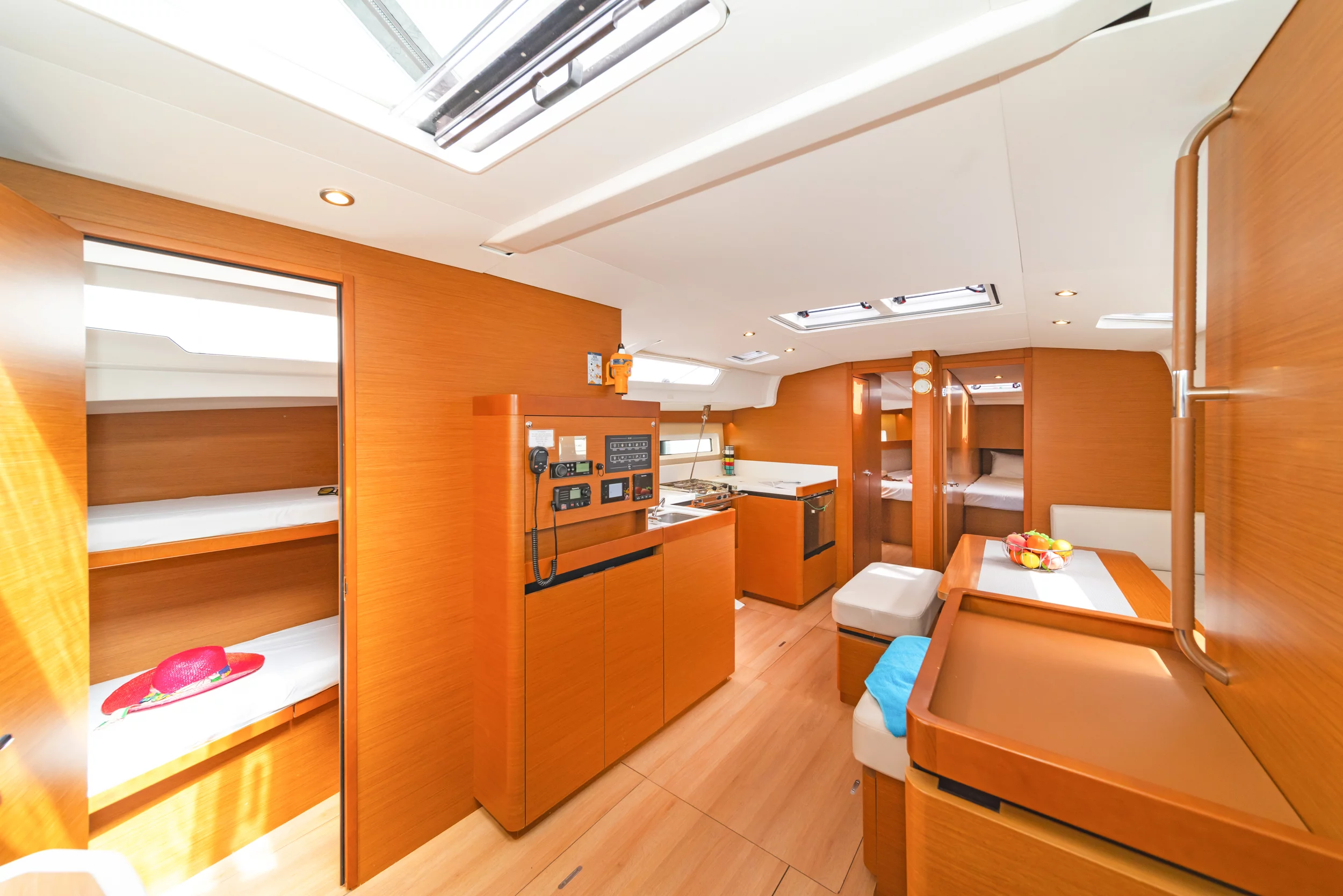 Sun Odyssey 490 (Goldfish)  - 14