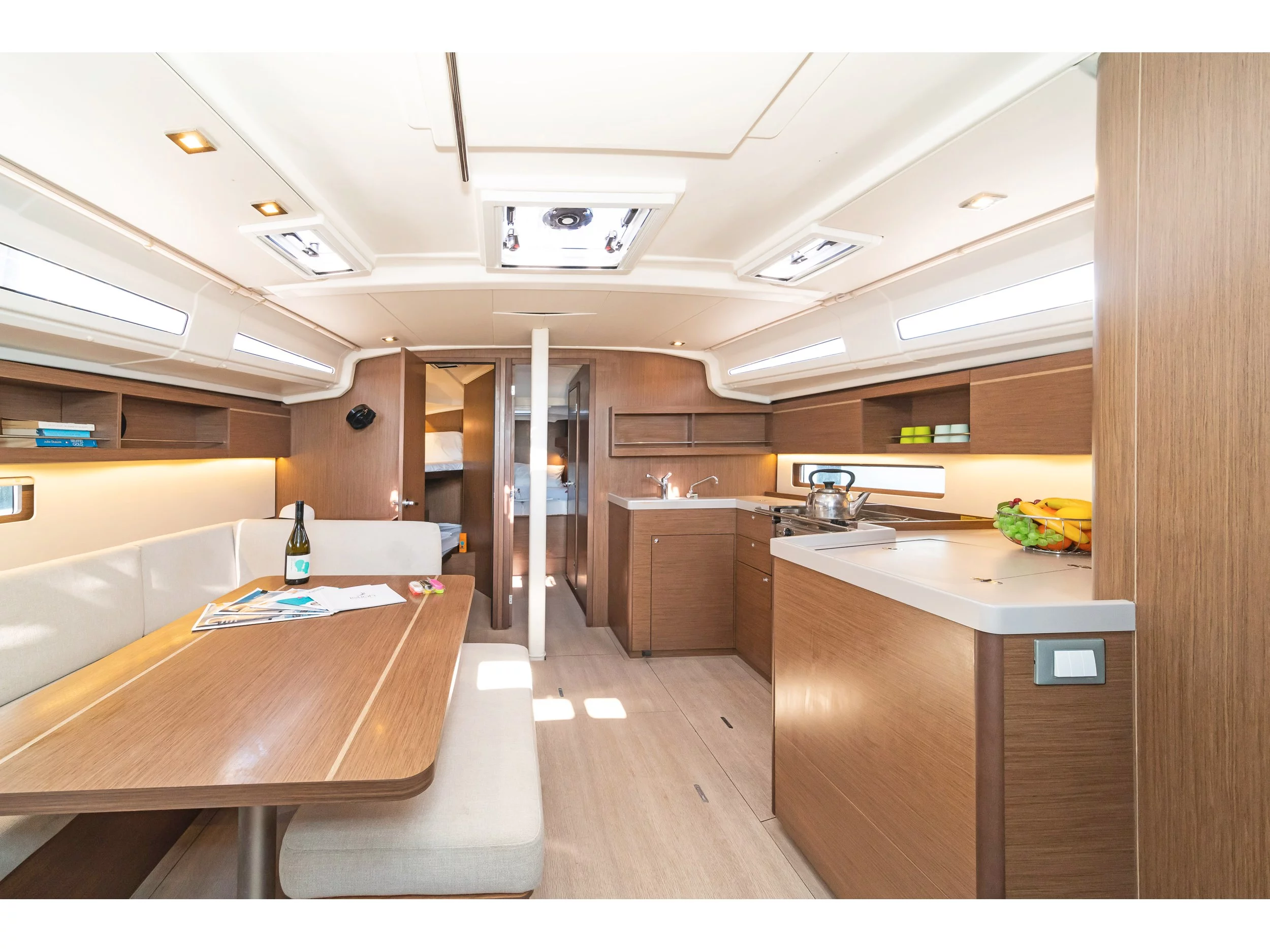 Oceanis 40.1 (3+1 cab) (Mojito) Interior image - 3