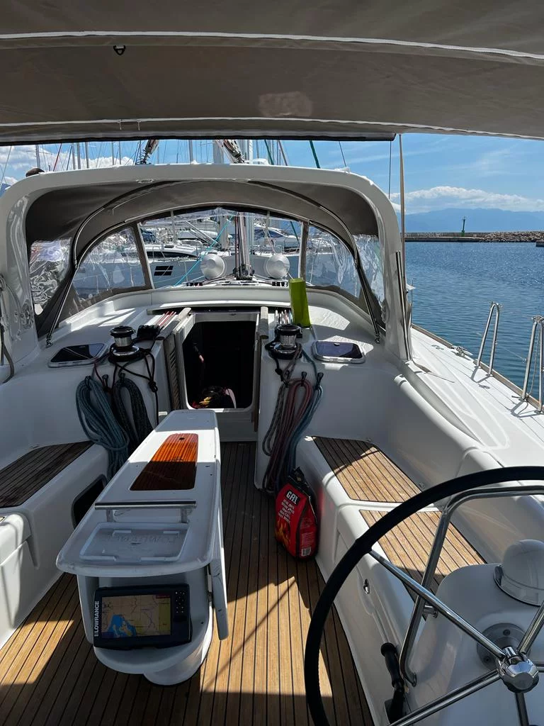 Oceanis 50 Family (GREAT WHITE)  - 9