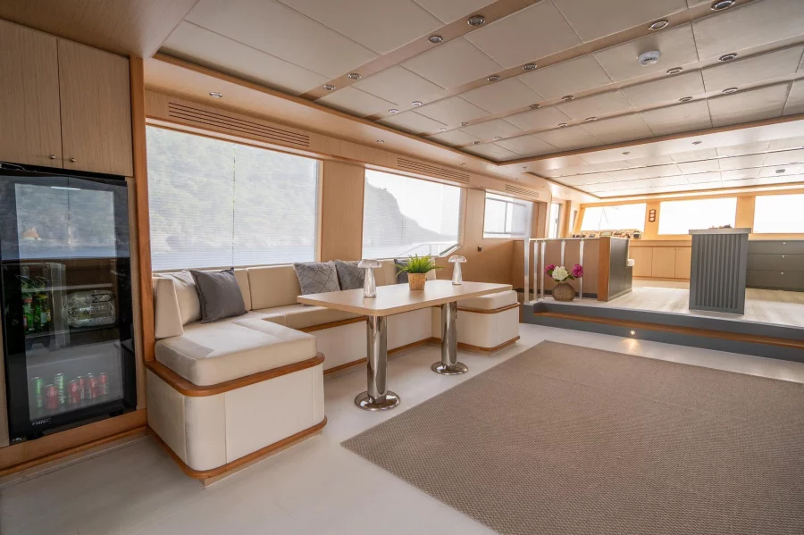 27M Trawler Motor Yacht Lavin (Lavin)  - 6