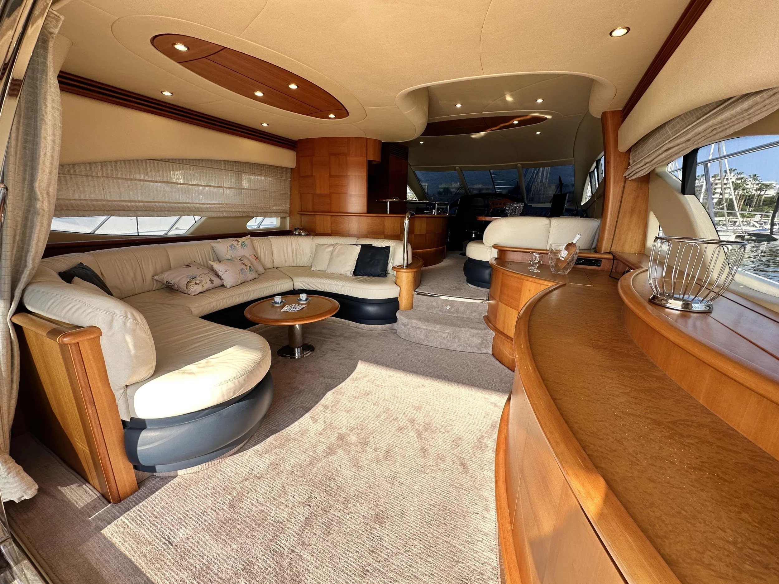 Azimut 62 Evolution (L'Eclair 3)  - 43