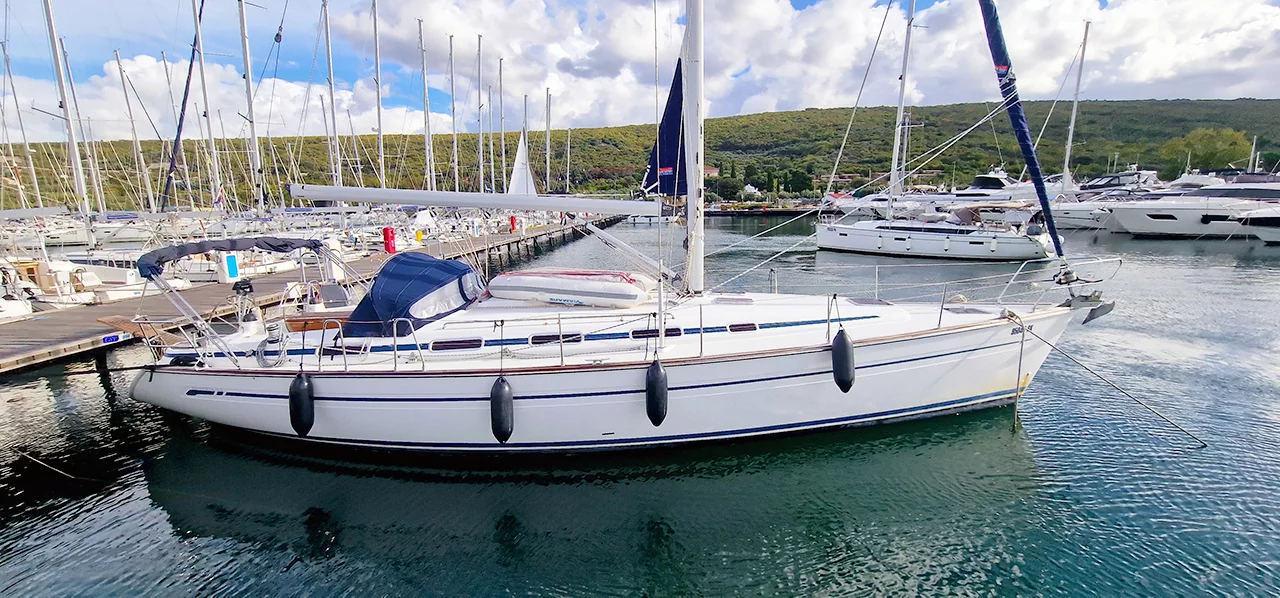 Bavaria 44 (Gin)  - 10