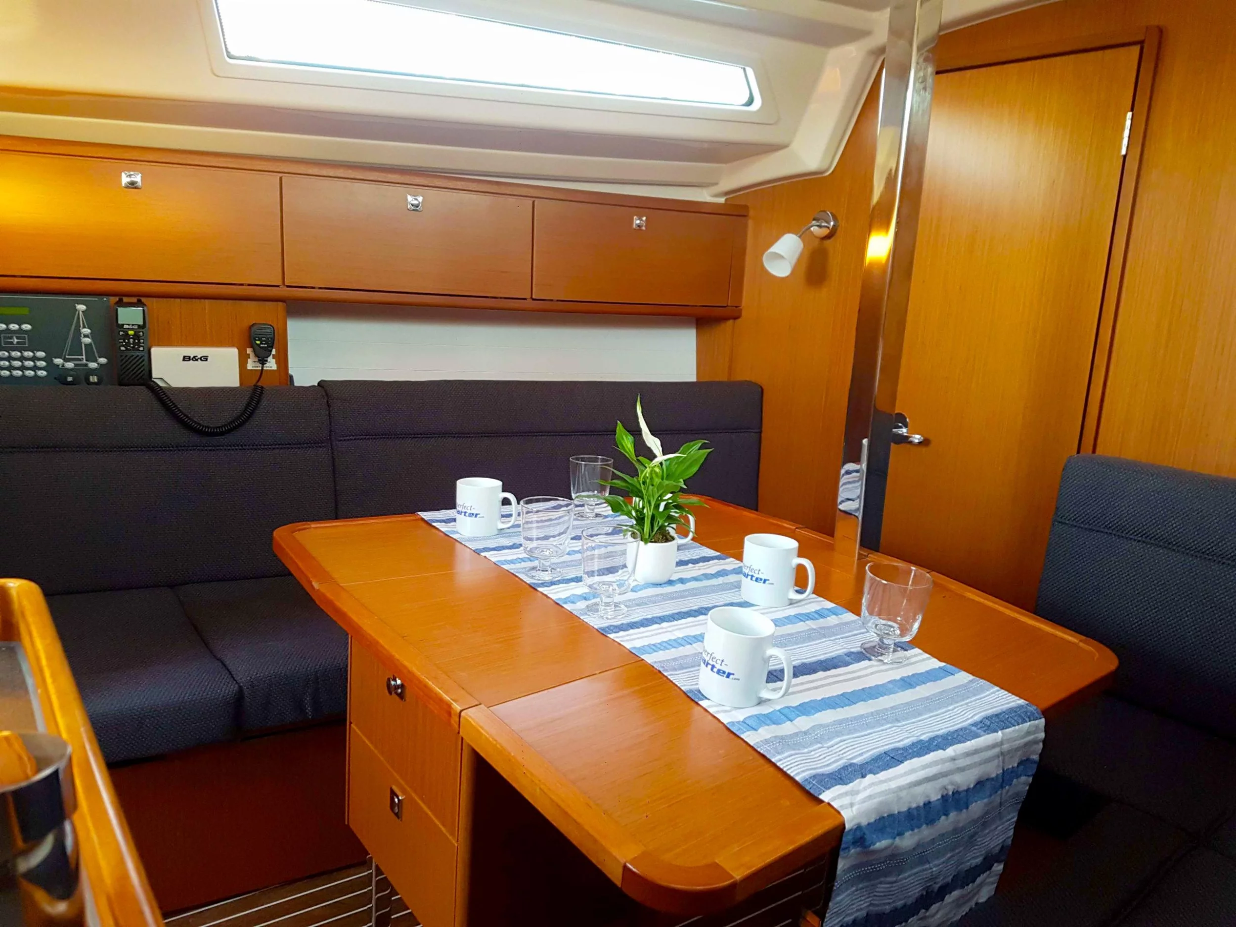 Bavaria 34 (Theia)  - 3
