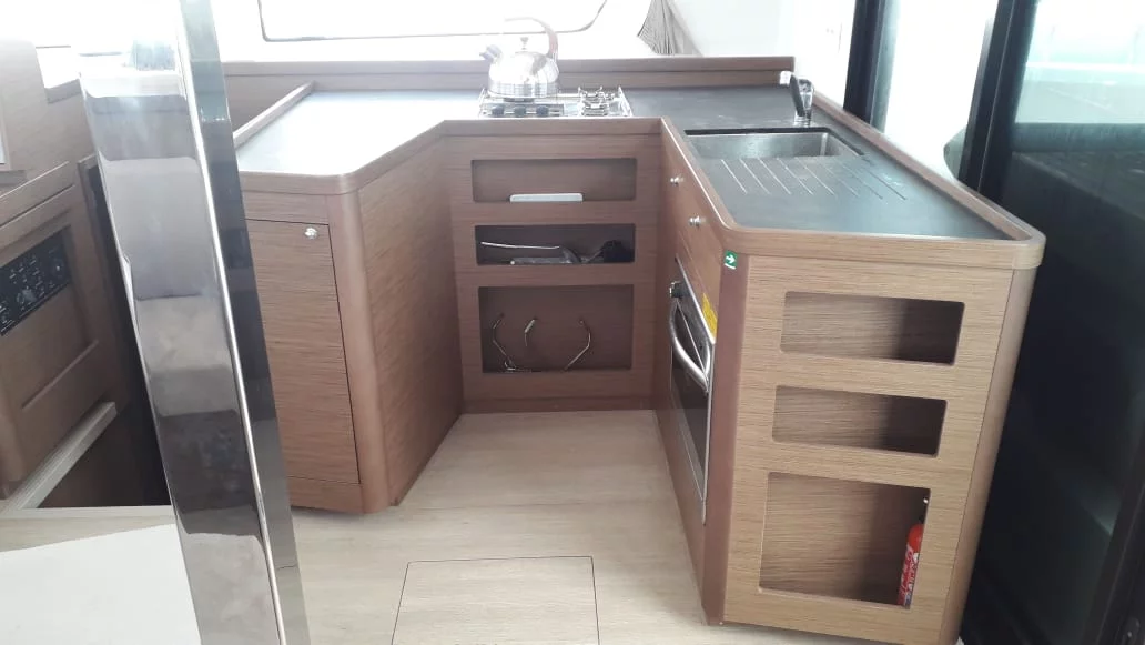 Lagoon 42 (Uiara) Kitchen 1 - 16