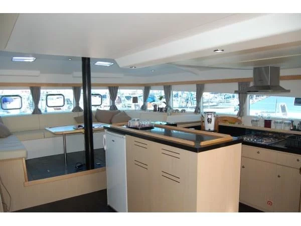 Catlante 600 (Iris) Interior image - 7