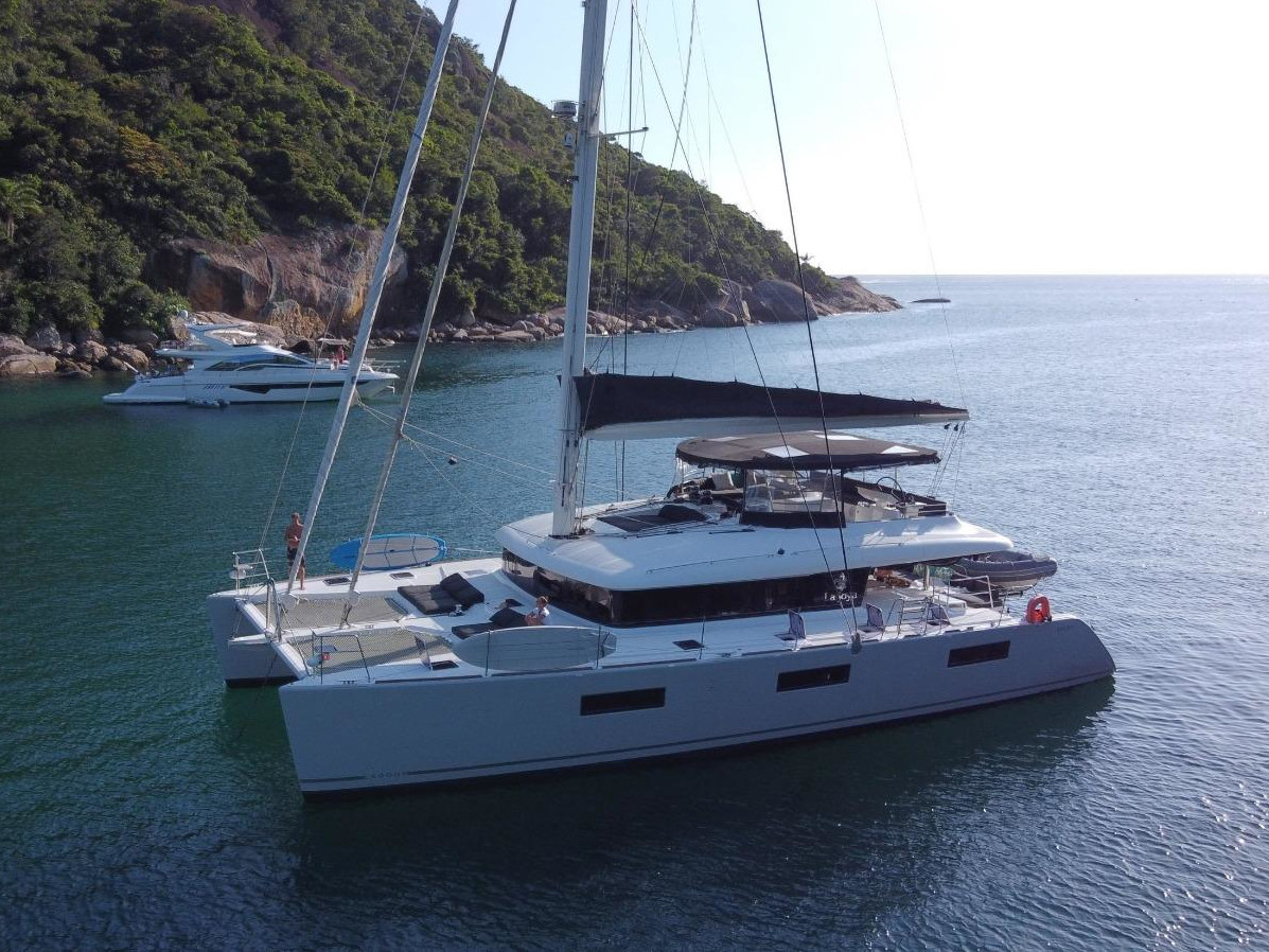 Photo #1 - Lagoon 620 (La Joya) in Angra dos Reis - 22680