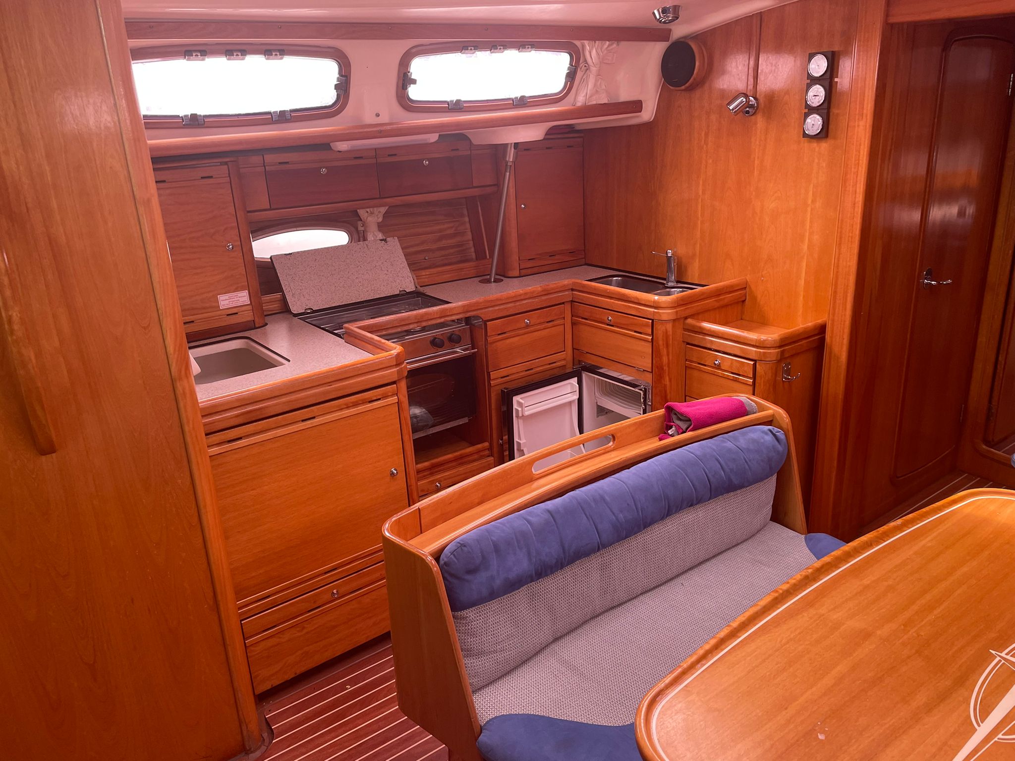 Photo #6 - Bavaria 46 (Antipaxos) in Port Grimaud Sam - 17436
