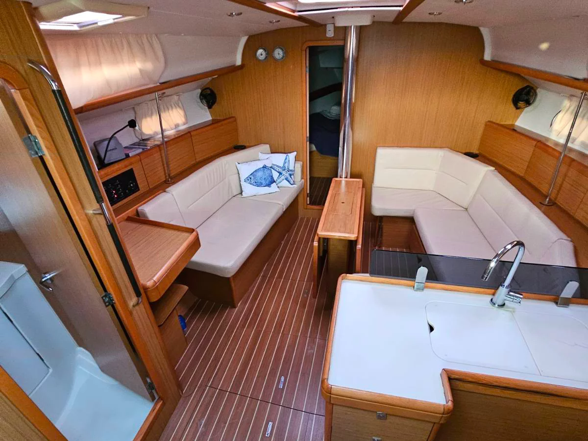 Sun Odyssey 42 i (Posidonia) Interior image - 6