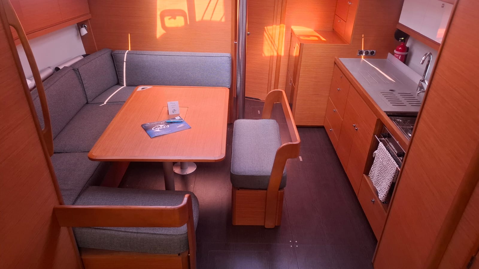 Photo #9 - Dufour 430 Grand Large (Ventotene) en Portorosa - 21395