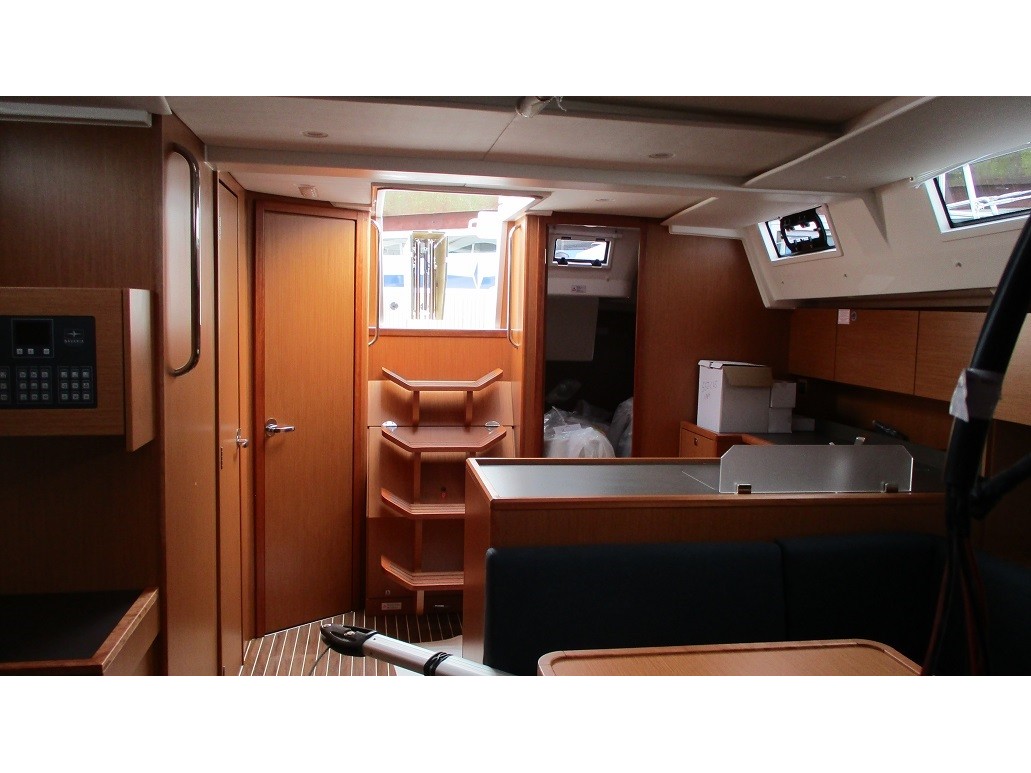Bavaria C45 — photo 2