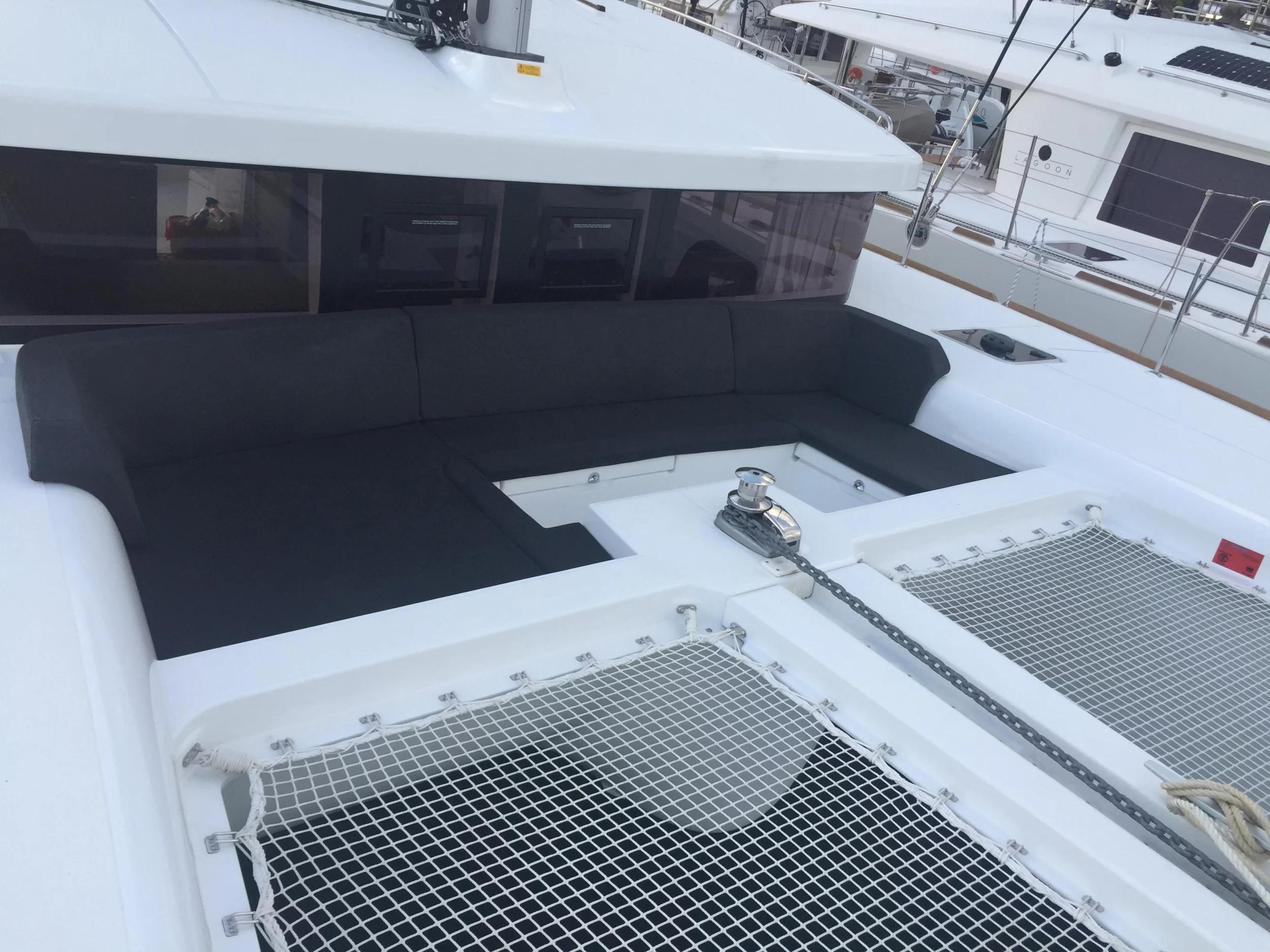 Lagoon 450 SporTop (Toja) Lounge / net - 10
