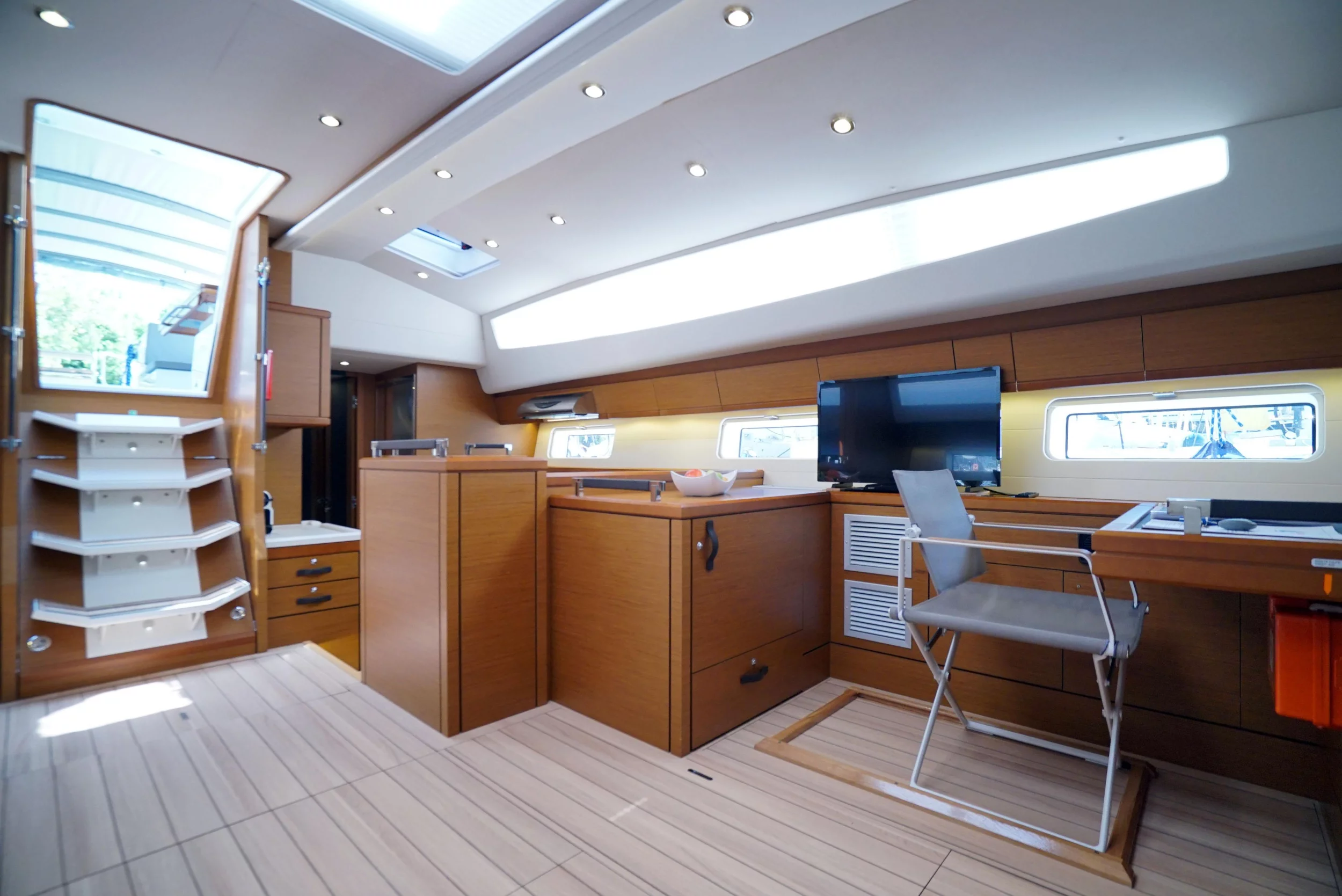 Jeanneau 64 (Freedom)  - 17