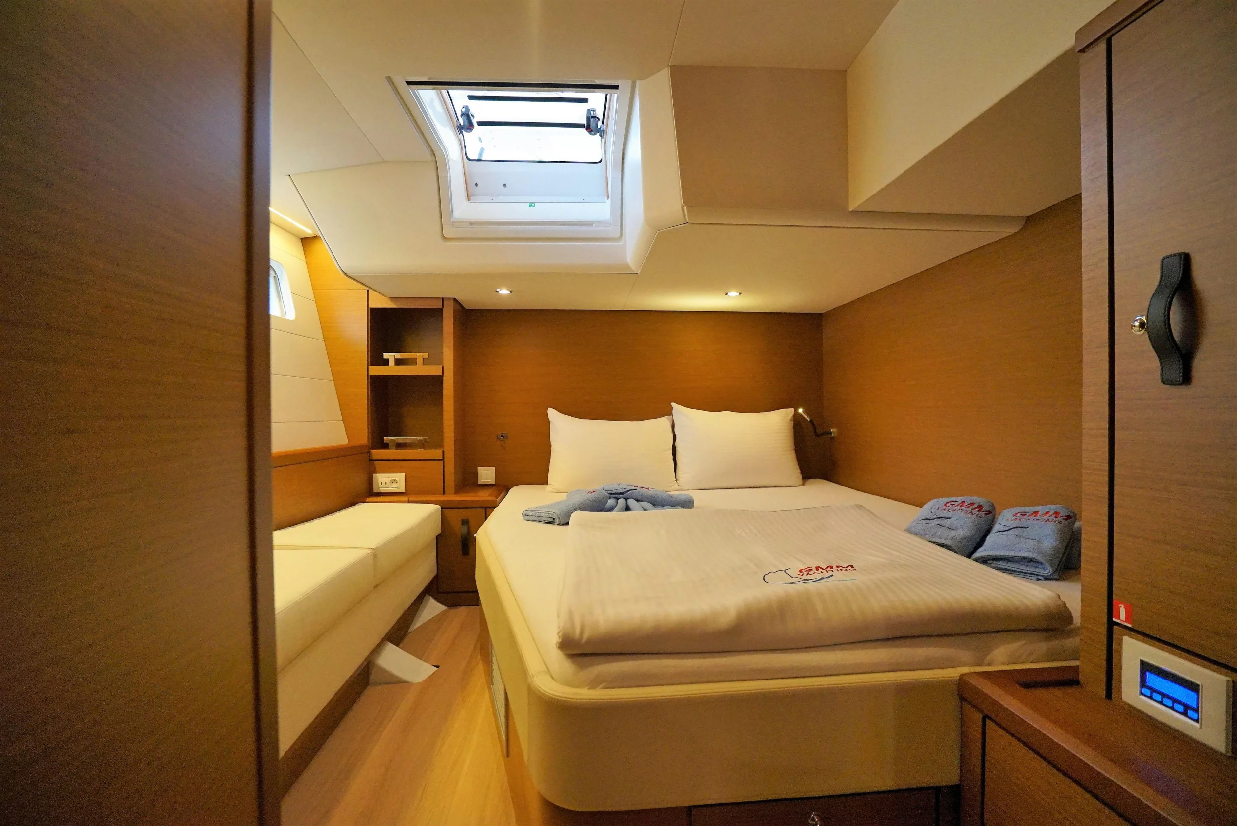 Jeanneau 64 (Freedom)  - 19