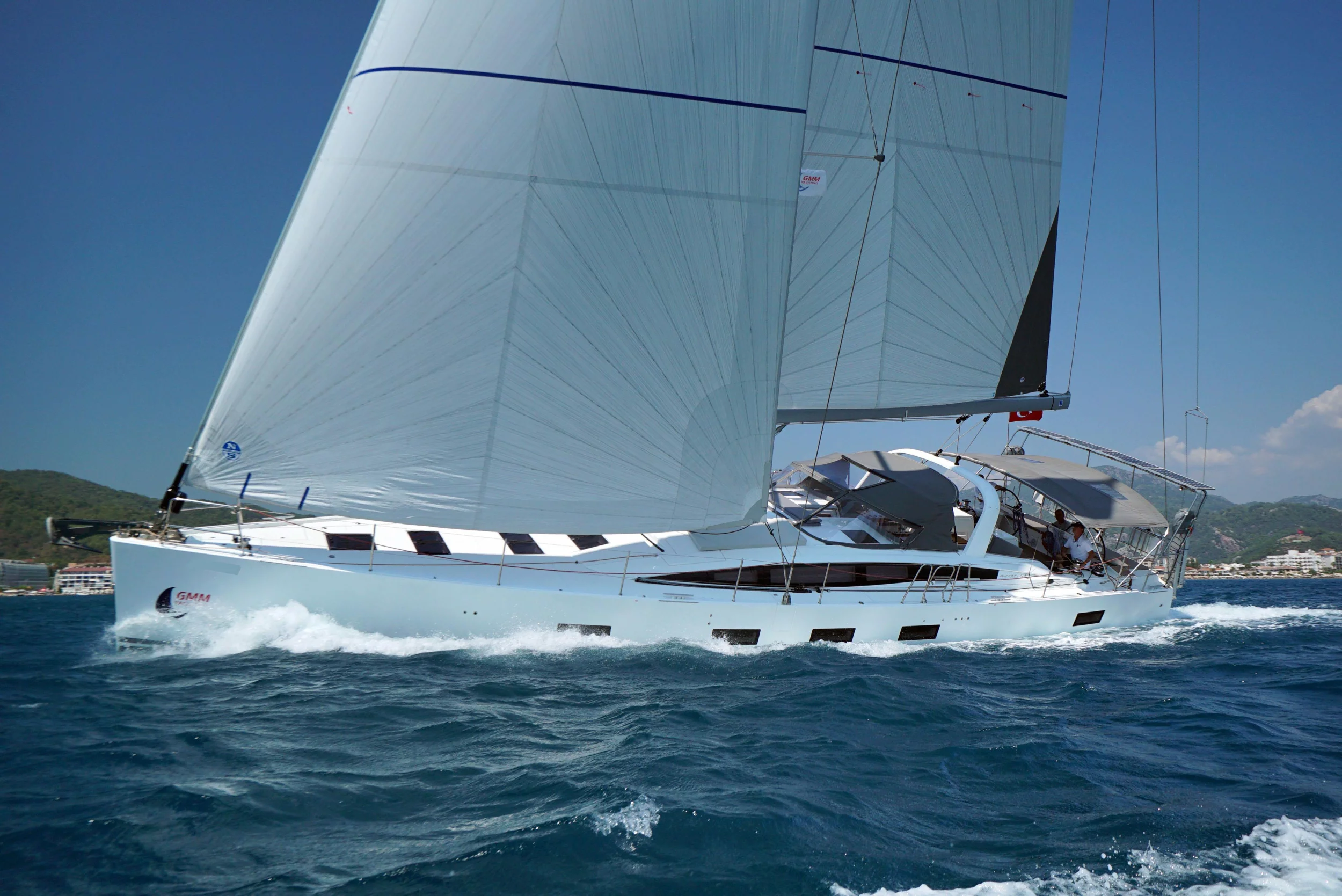 Jeanneau 64 (Freedom)  - 3