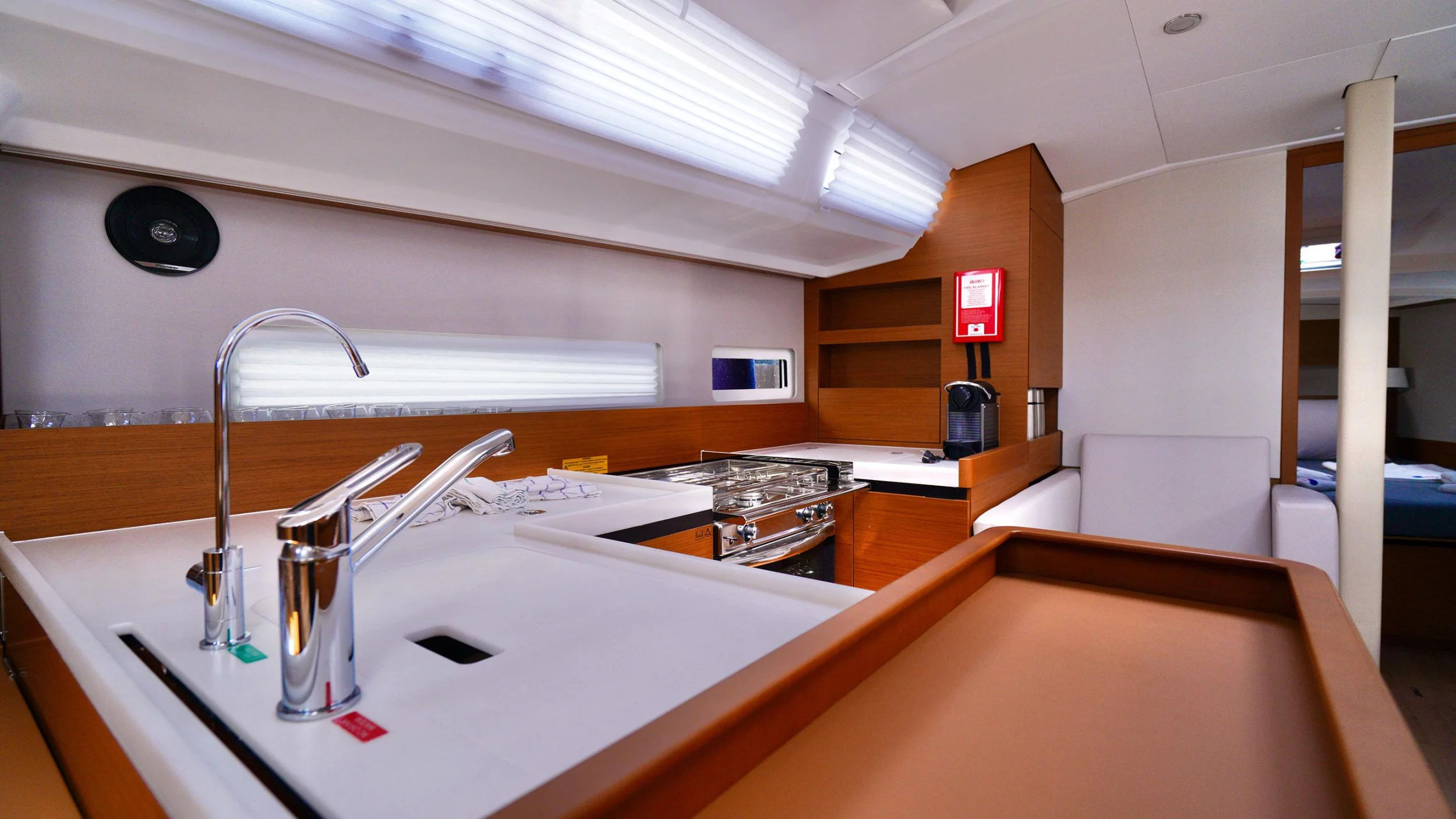 Sun Odyssey 410 (Sail Me)  - 8