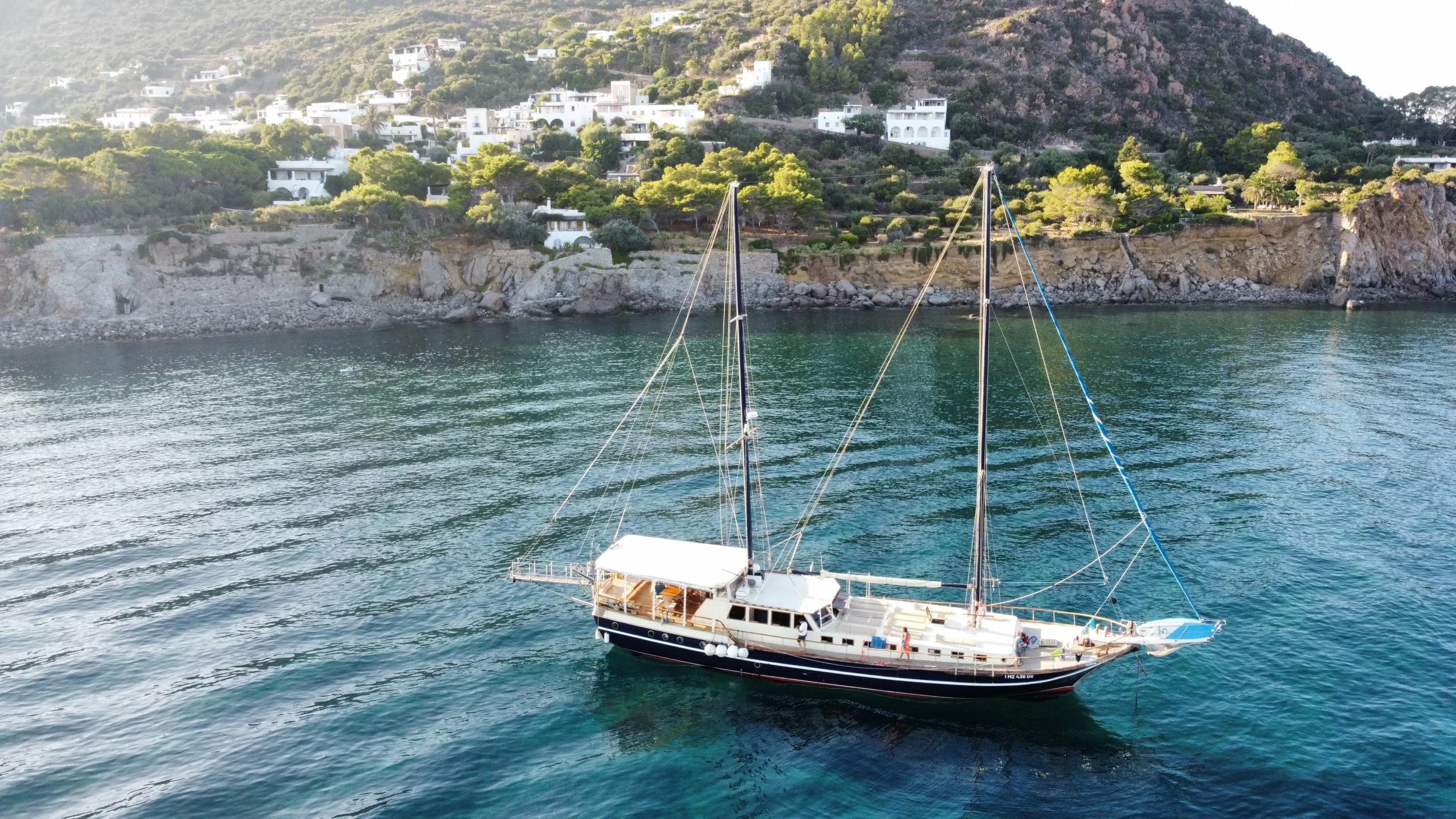 Gulet (KAPTAN YILMAZ II (7 cabins + 1 bookable as extra))  - 11
