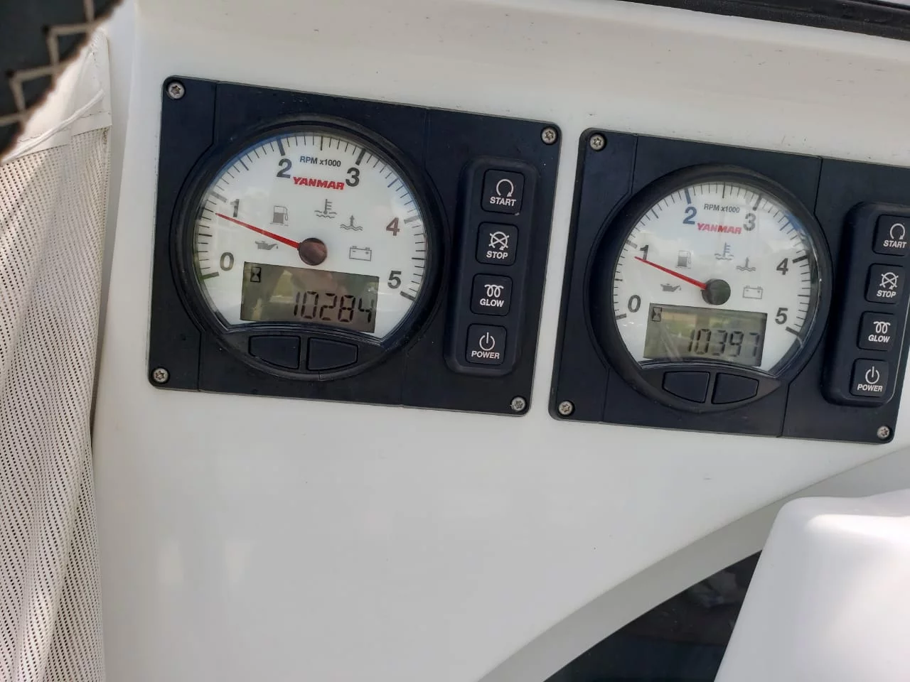 Lagoon 450 SporTop (Belle) Navigation - 22