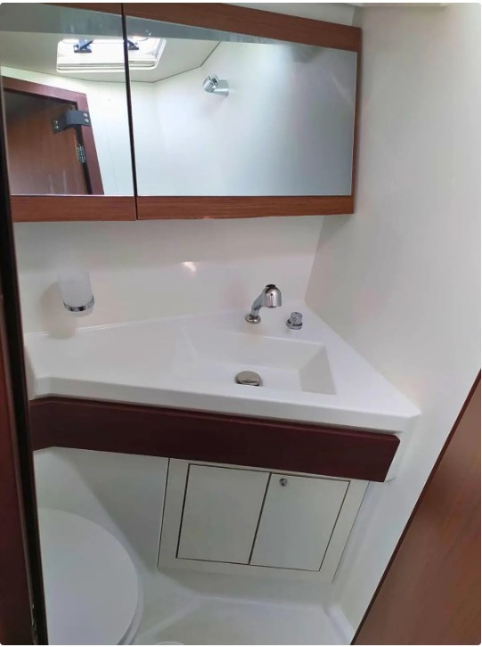 Oceanis 46.1 — photo 10