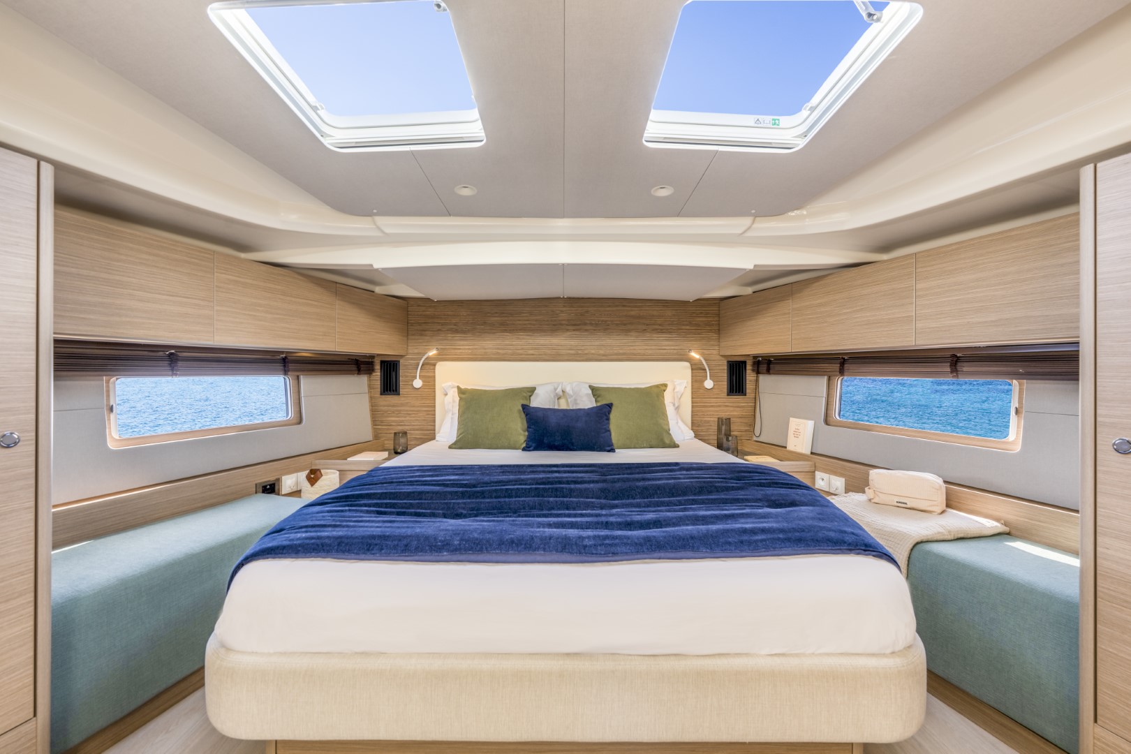 Oceanis 52 (owner version) — photo 5