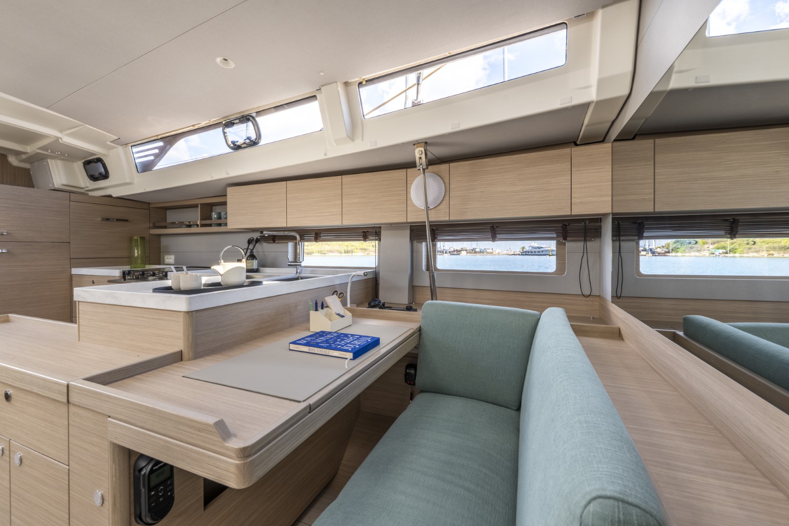 Oceanis 52 (owner version) — photo 6