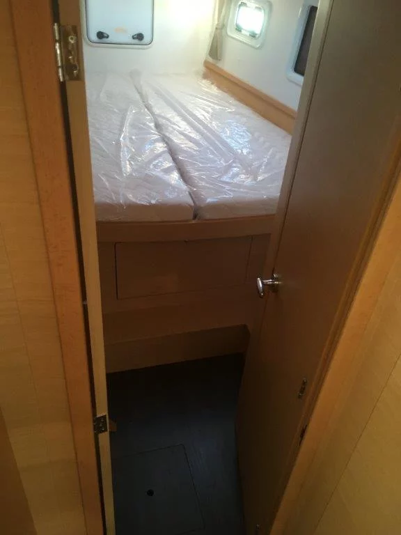 Lagoon 42 (Tidre) Double cabin 1 - 6