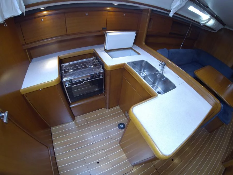 Grand Soleil 50 (Kety) Grand Soleil 50 charter - 13