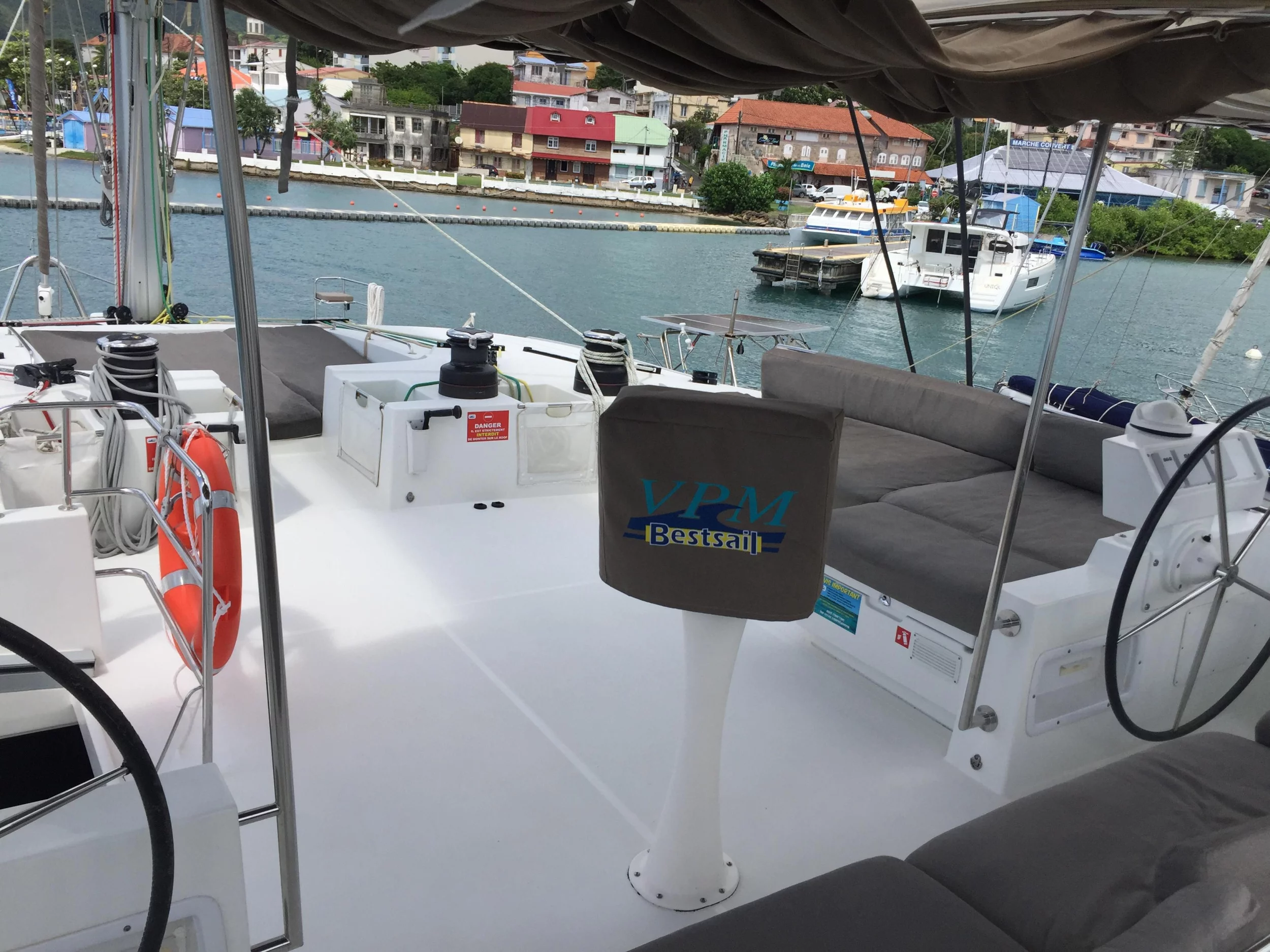 Lagoon 620 (Marlena) Navigation / Outside - 39