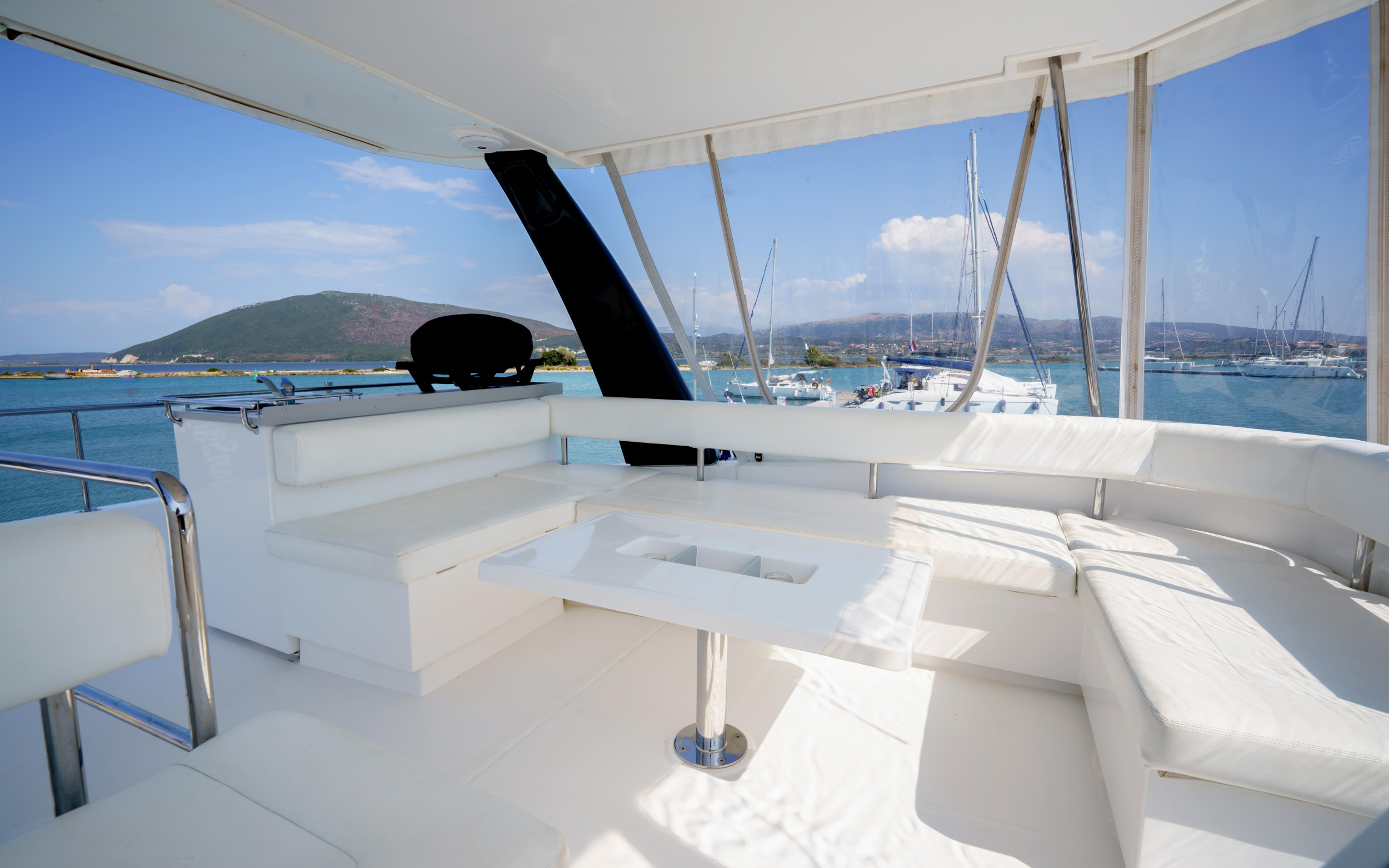 Photo #4 - Leopard 43 PC (Horizon) in Lefkada - 22315