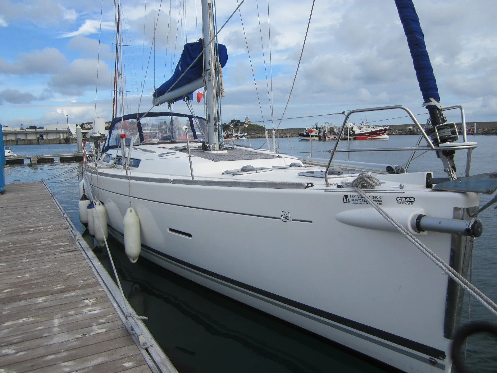 Photo #1 - Dufour 445 "Grand Large" (Monarque) in Saint-Quay-Portrieux - 22833