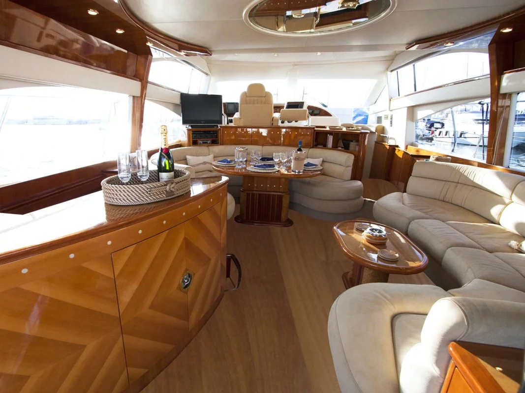 Azimut 58 (Linda II) Interior image - 9