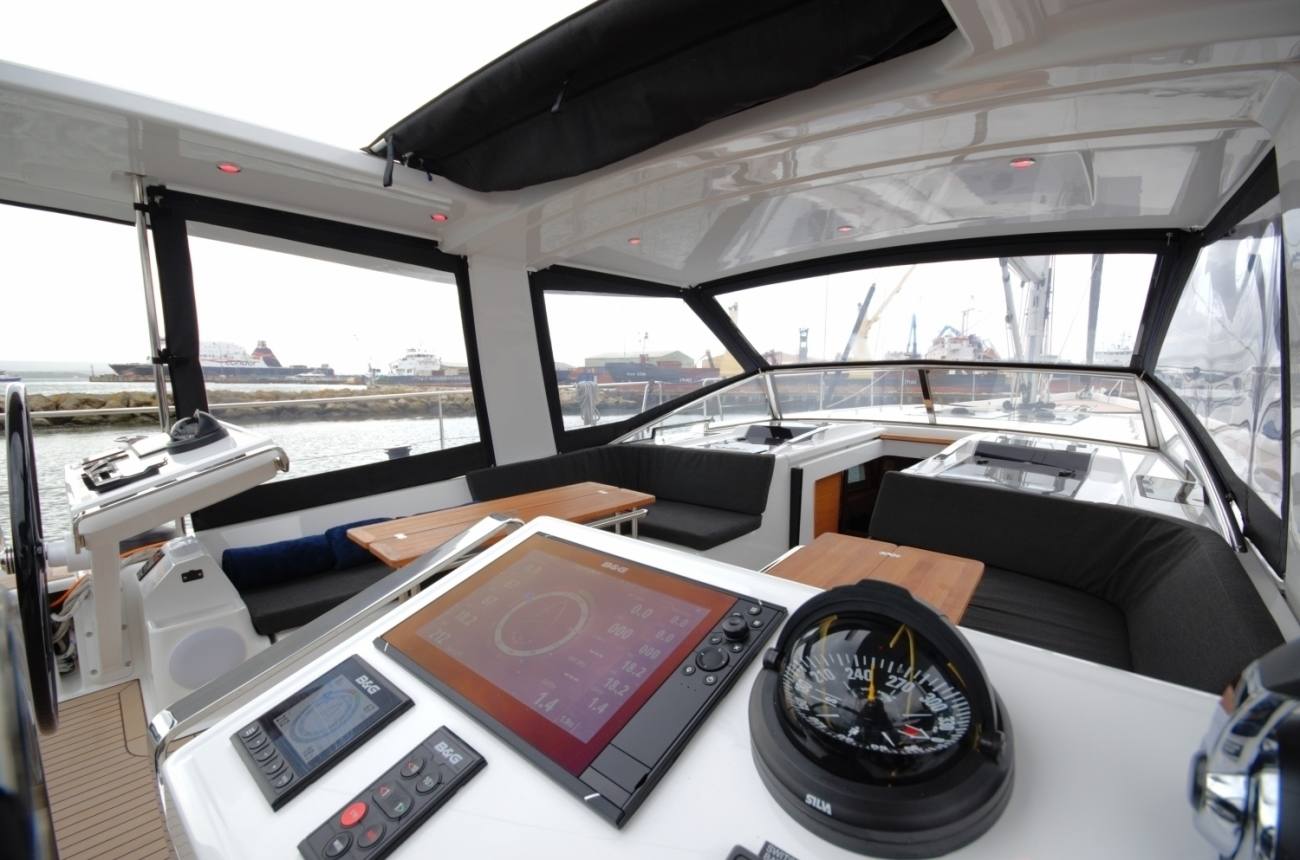Photo #18 - Hanse 588 (Owner's Version) (Eclipse) in Atene - 22847