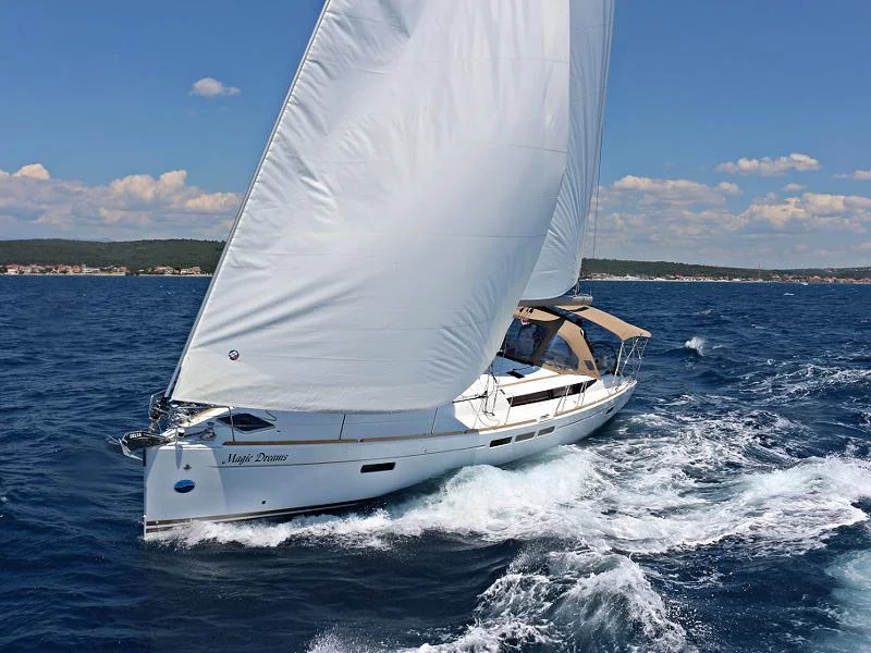 SUN ODYSSEY 509 BT (MAGIC DREAMS) Exterior images - 3