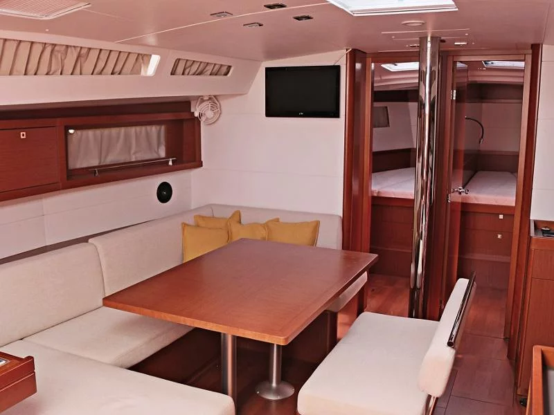 OCEANIS 48 BT (FILOMENA) Interior image - 6