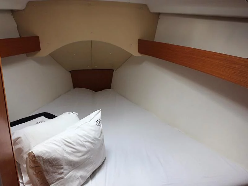 CYCLADES 43.4 BT (LEVANT) Interior images - 14